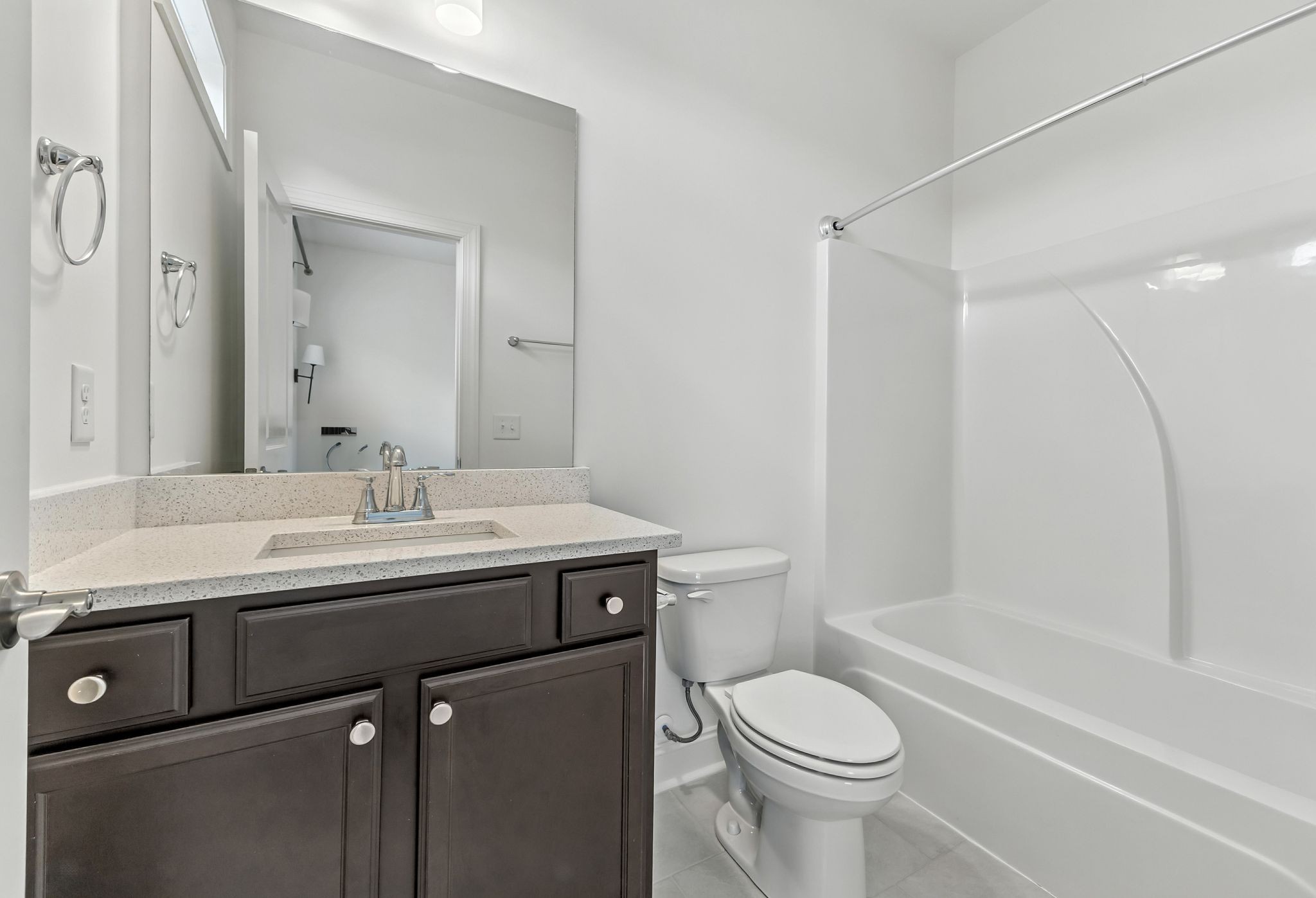 455 Portsdale Dr Property Photo 28