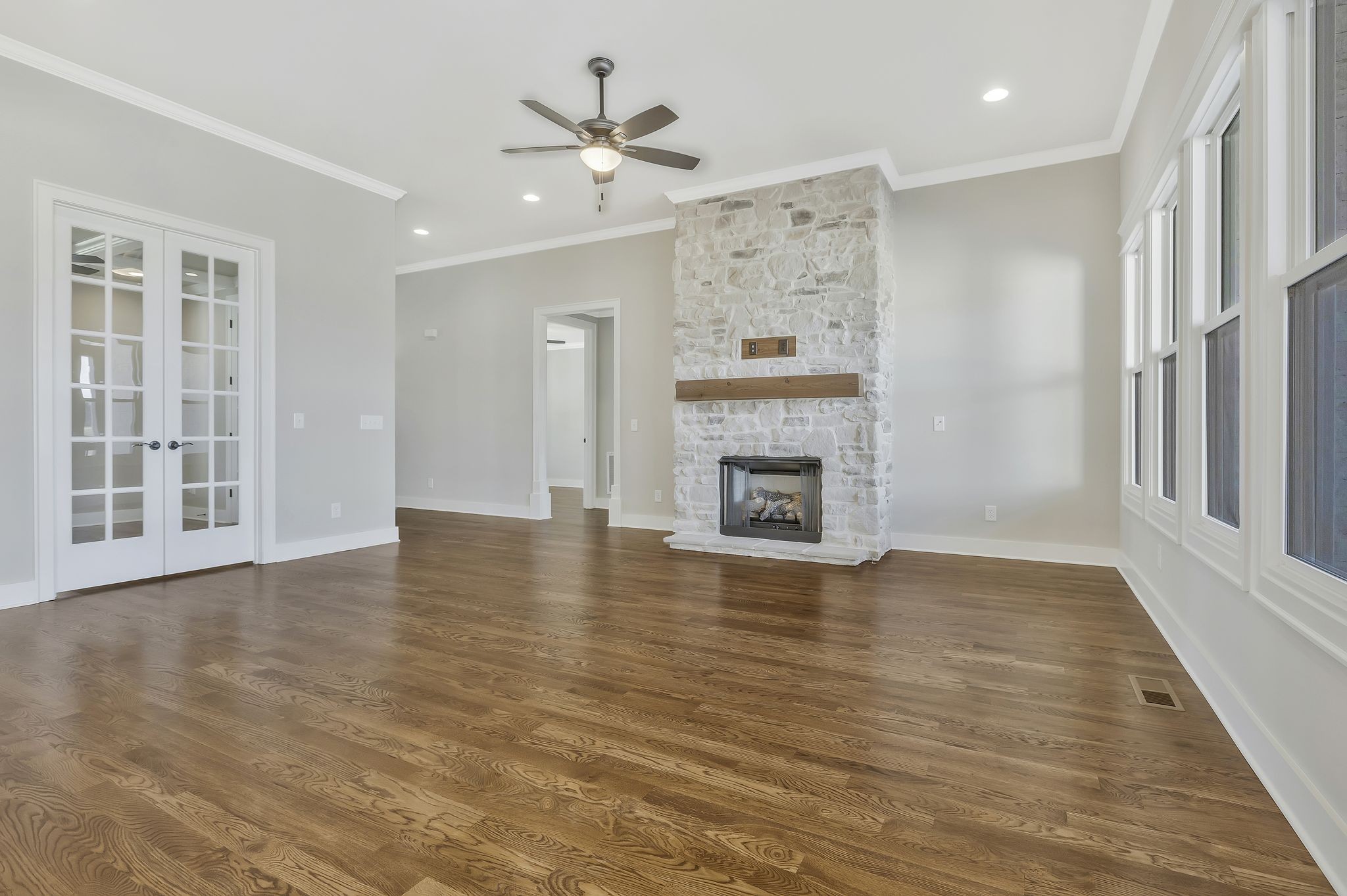 1621 John Sharp Road Property Photo 15