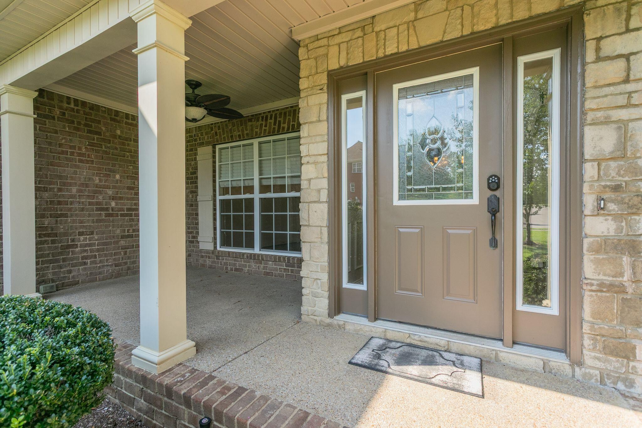 1002 Glessner Dr Property Photo 3