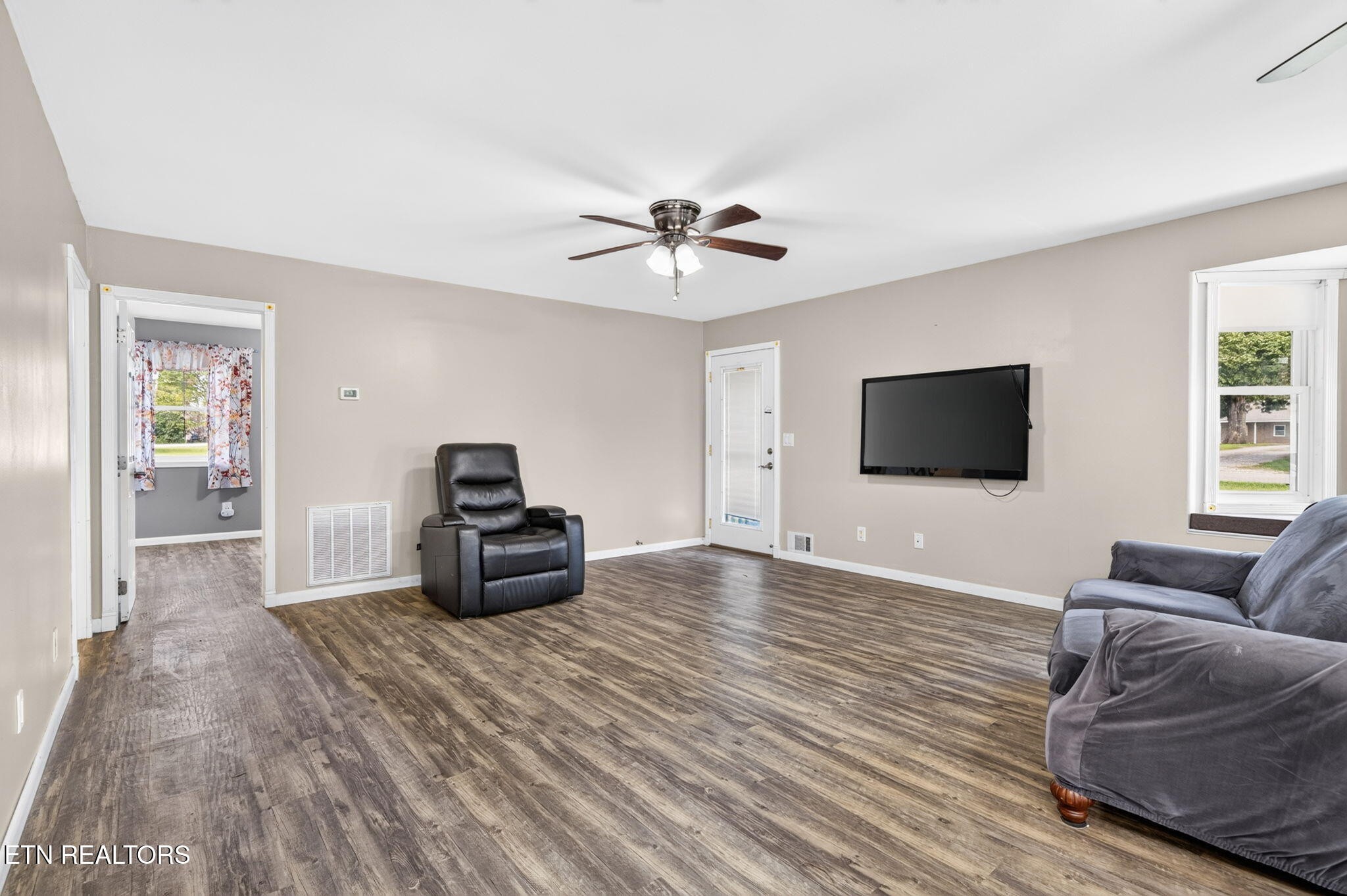 1024 Fira Ashburn Rd Property Photo 13