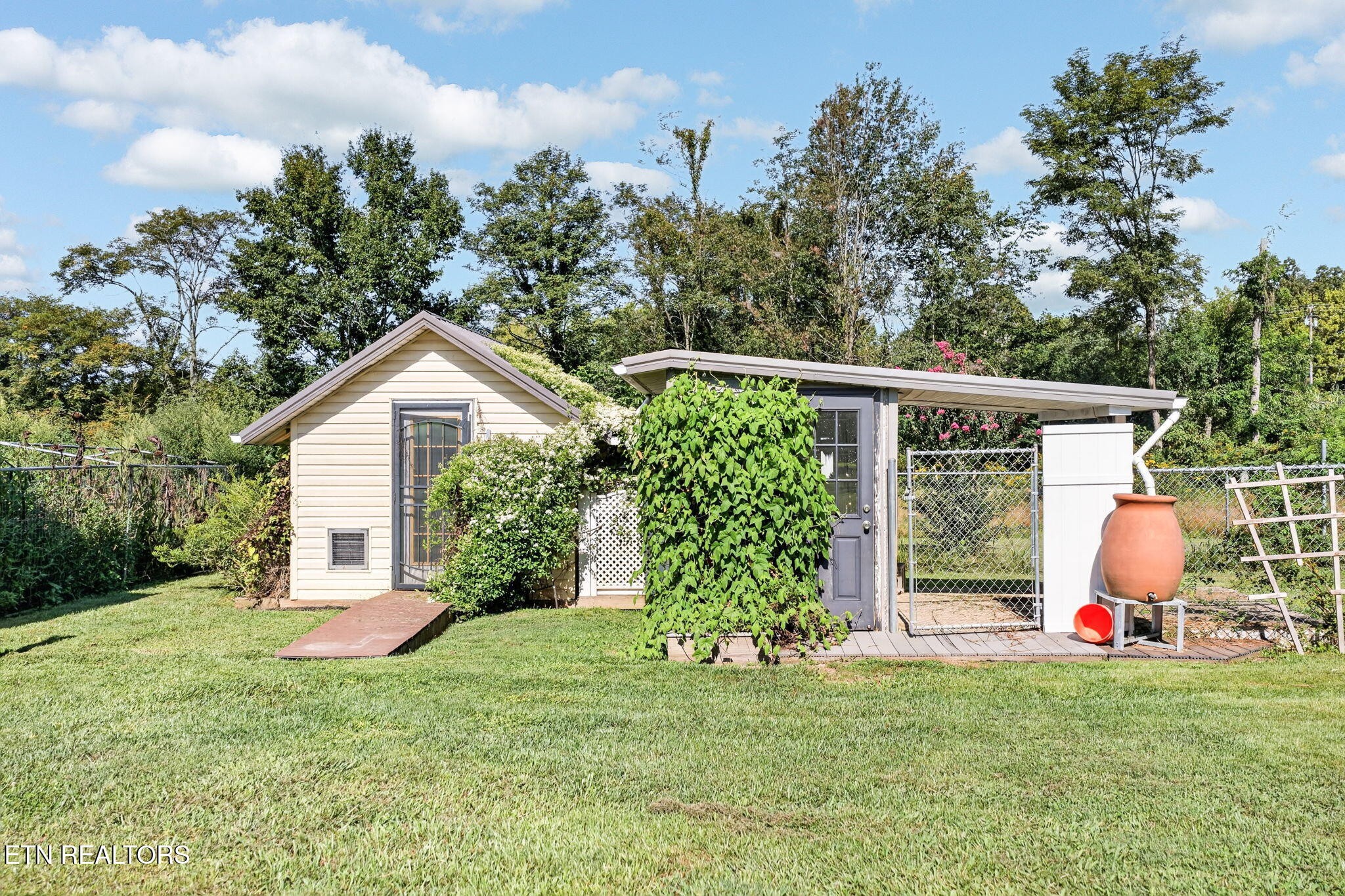 1024 Fira Ashburn Rd Property Photo 41