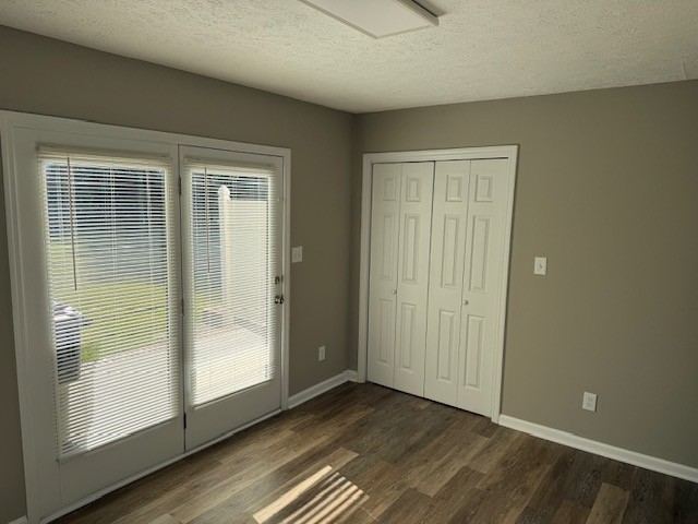 601 E Grundy St Property Photo 8