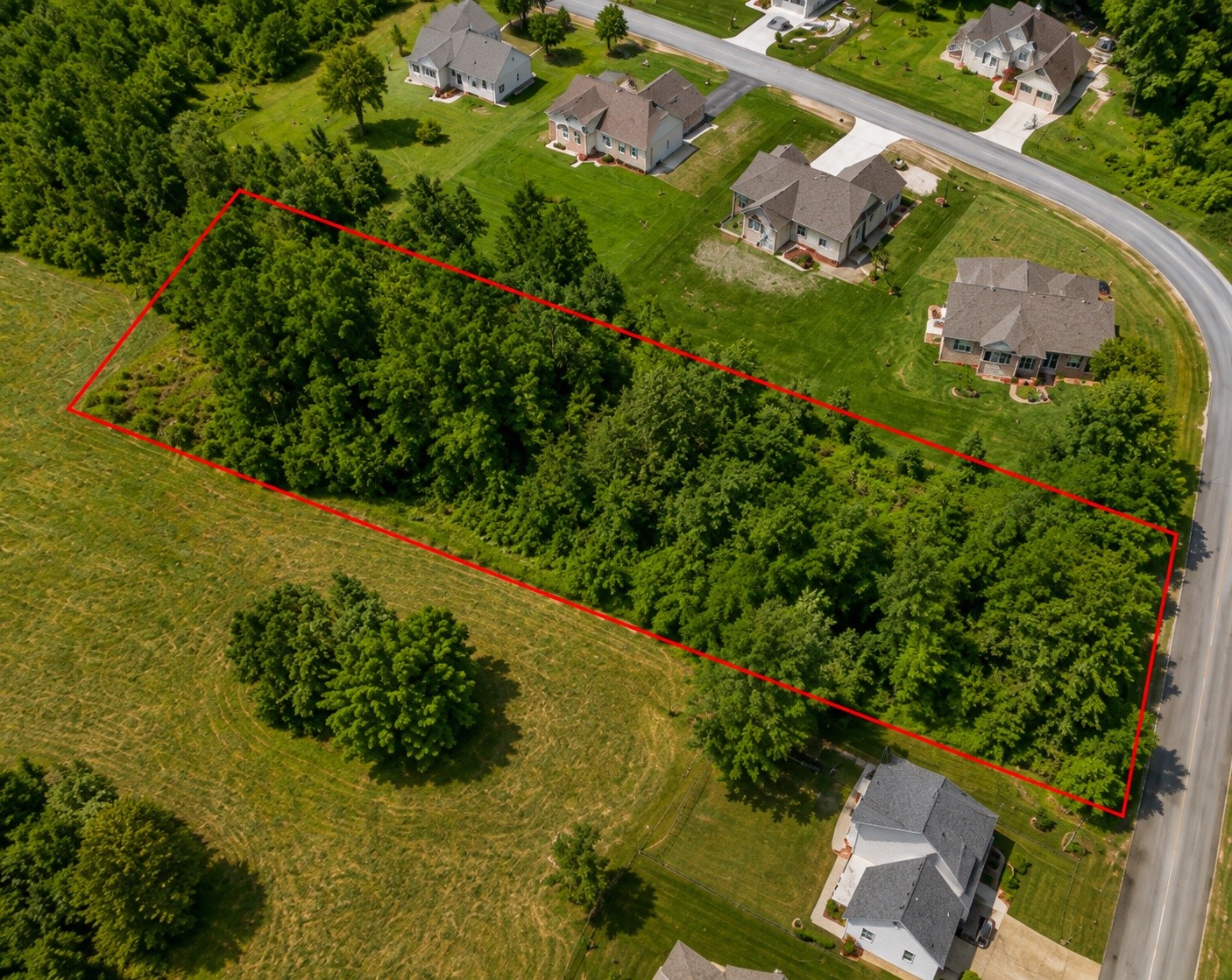 128 Twin Oaks Dr Property Photo 1