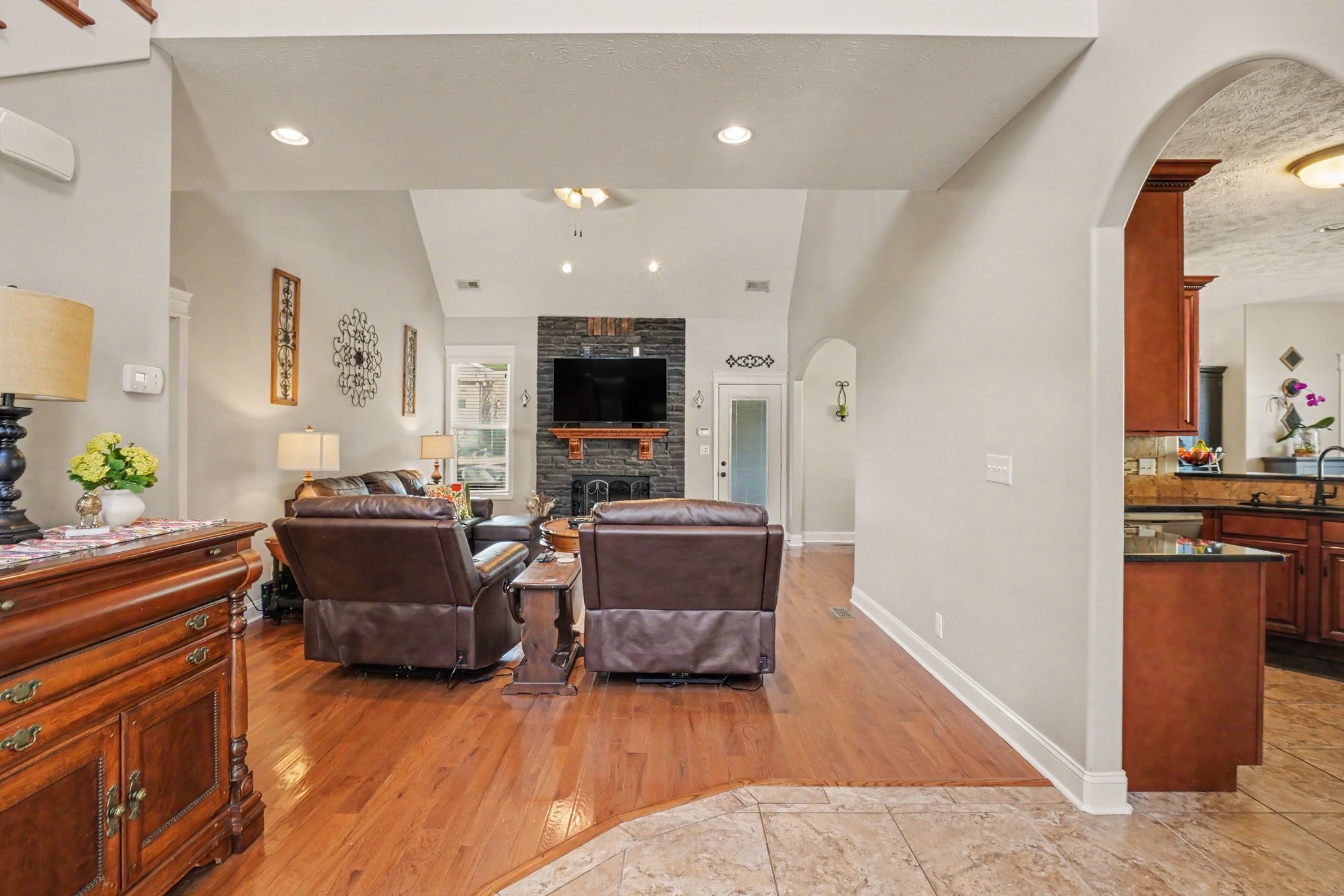 1520 Green Grove Way Property Photo 4
