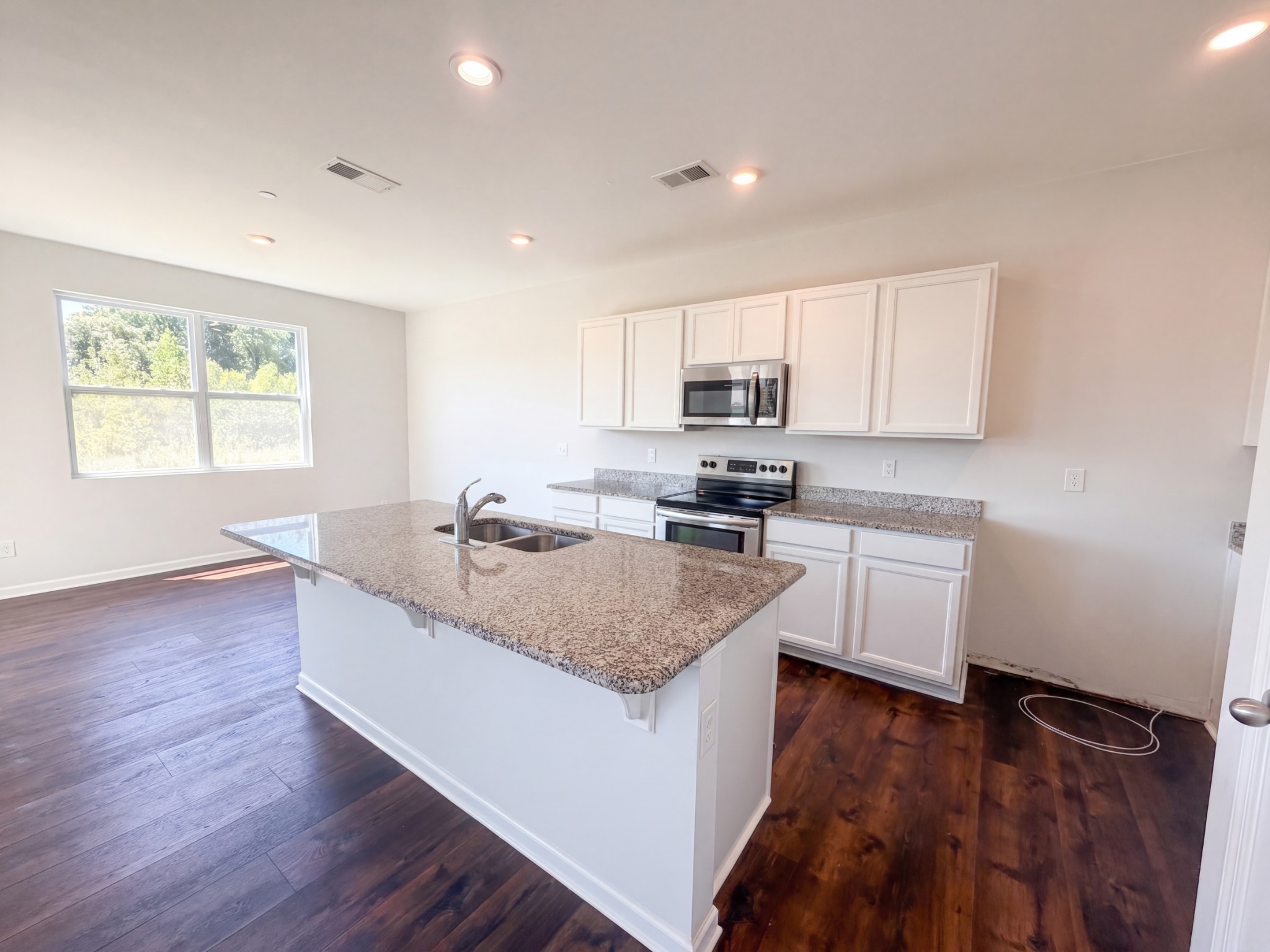 9181 War Eagles Way Property Photo 7