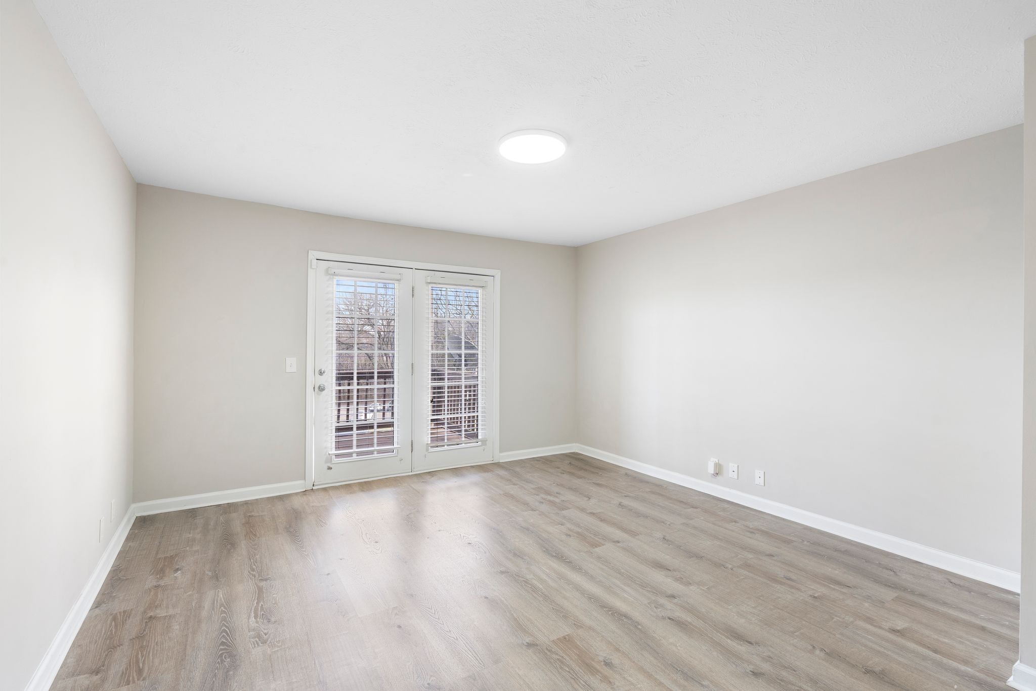 420 Elysian Fields Rd Property Photo 2