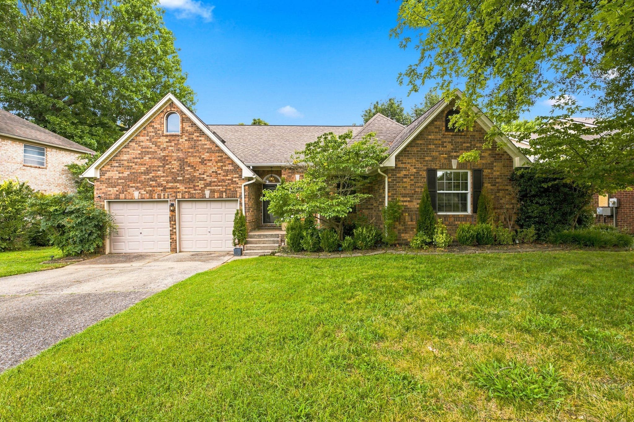 1605 Glen Trail Dr