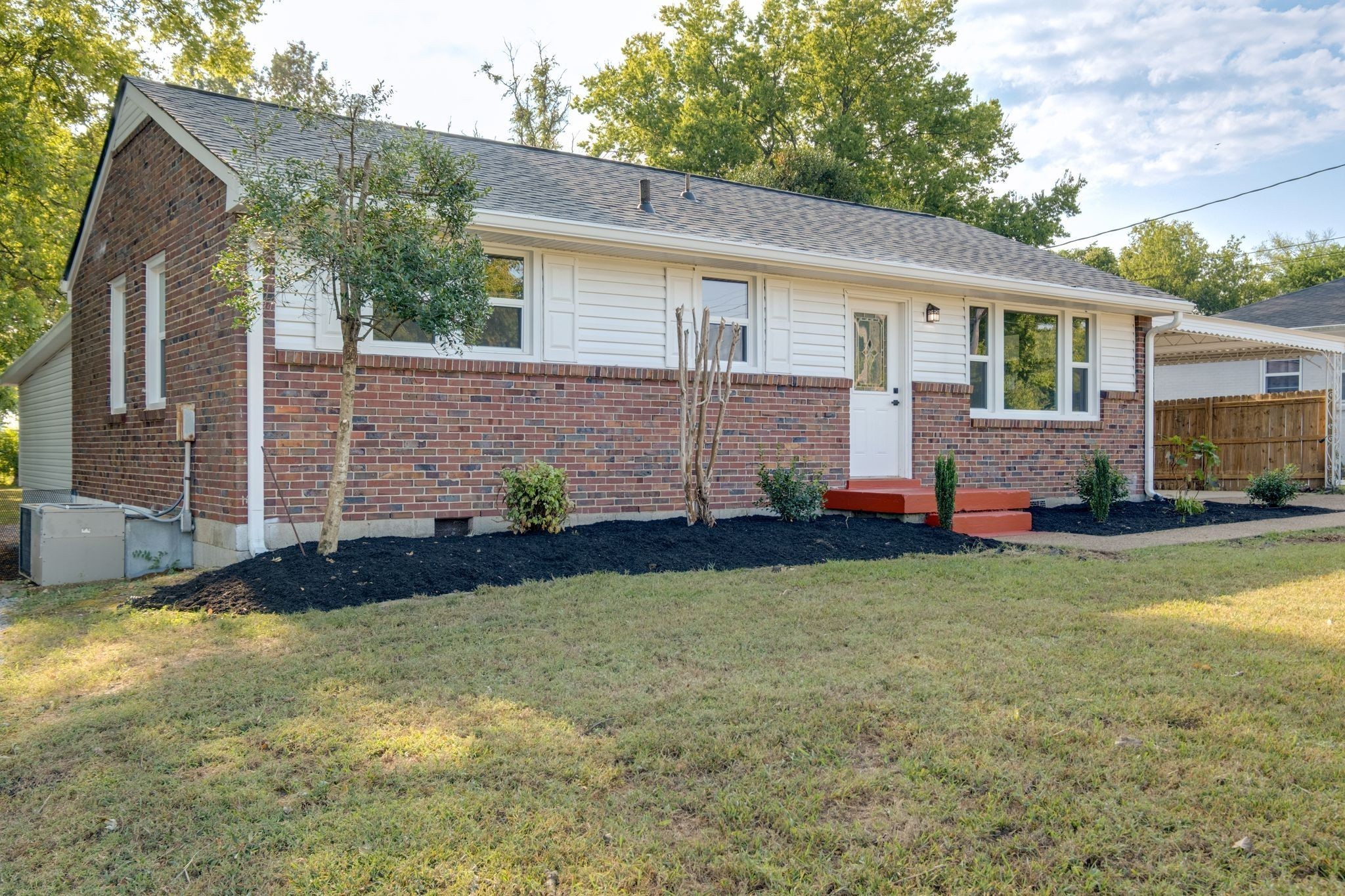511 Wanda Dr Property Photo 1