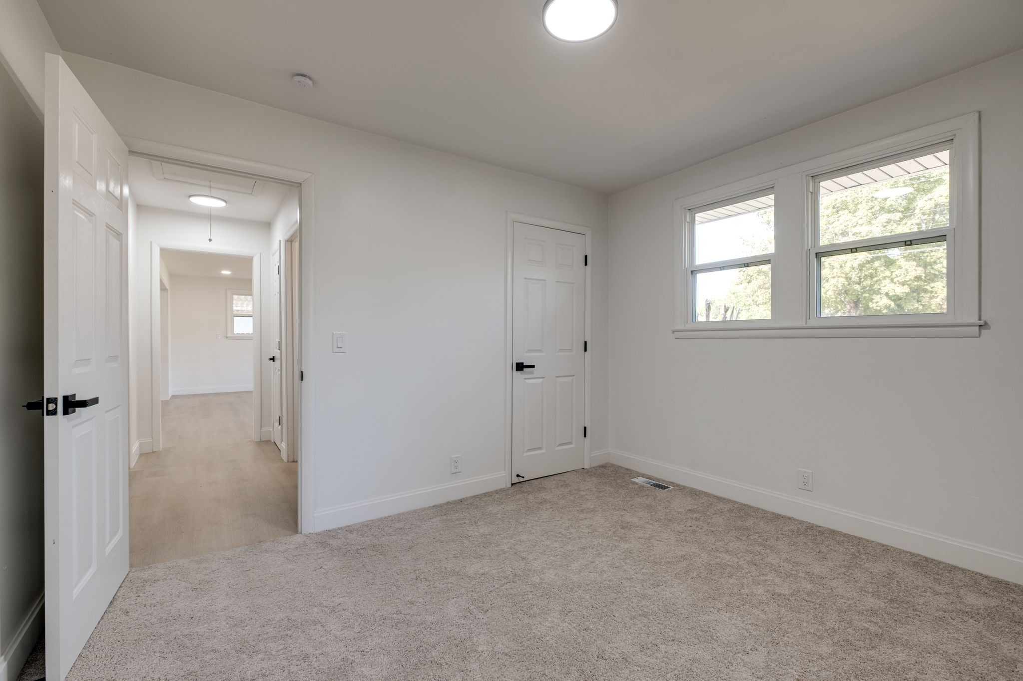 511 Wanda Dr Property Photo 10