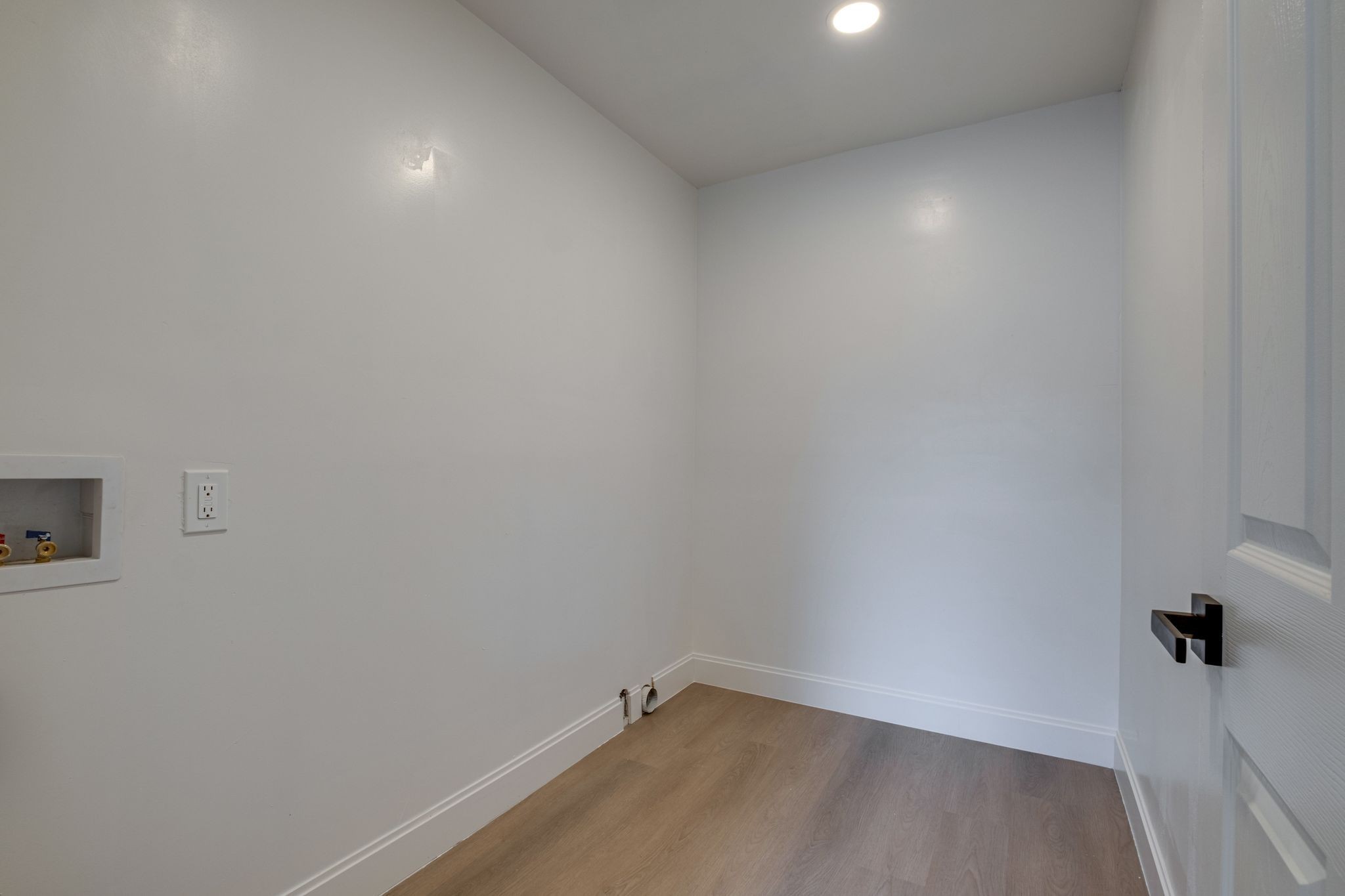 511 Wanda Dr Property Photo 17