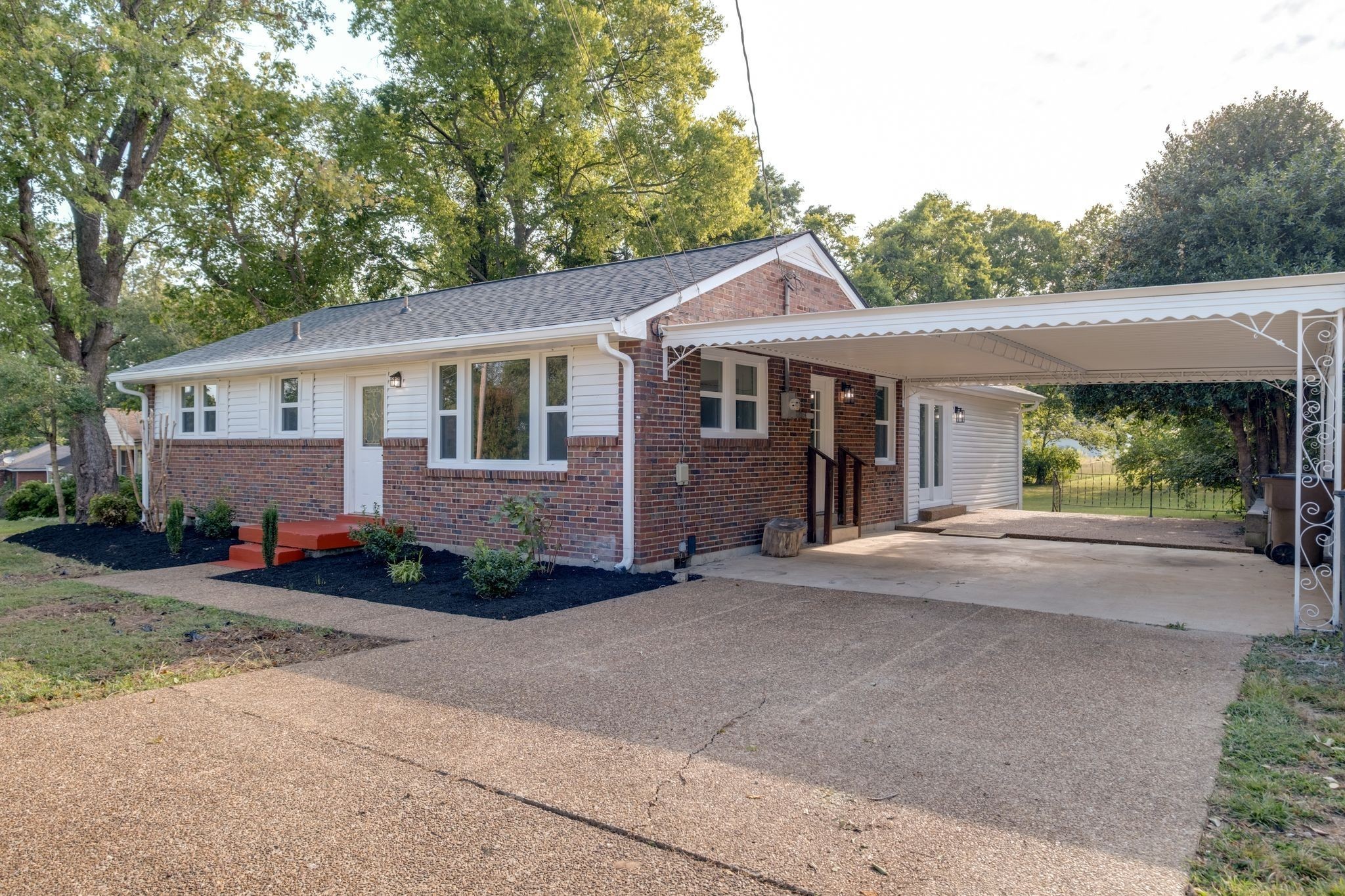 511 Wanda Dr Property Photo 22