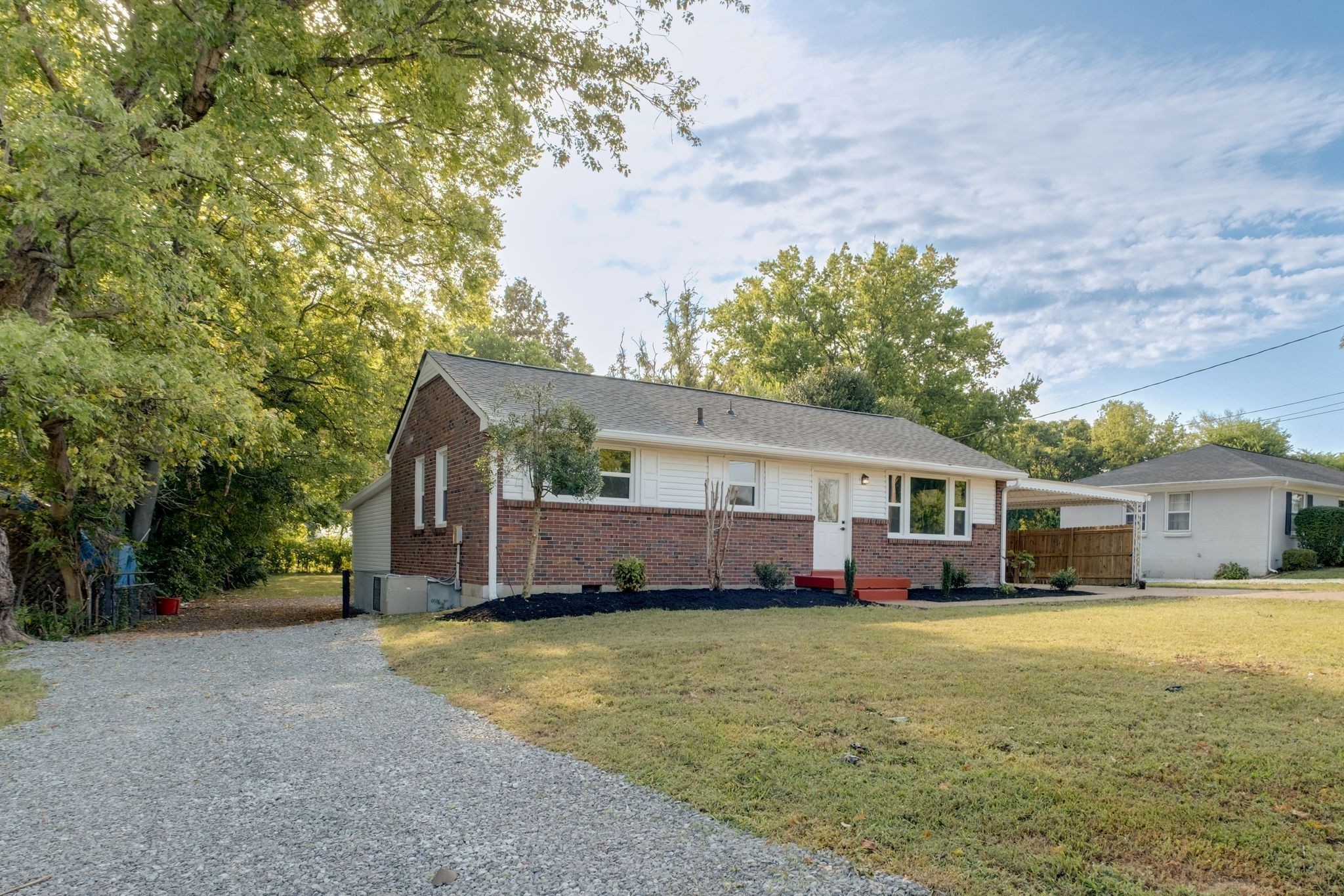 511 Wanda Dr Property Photo 26