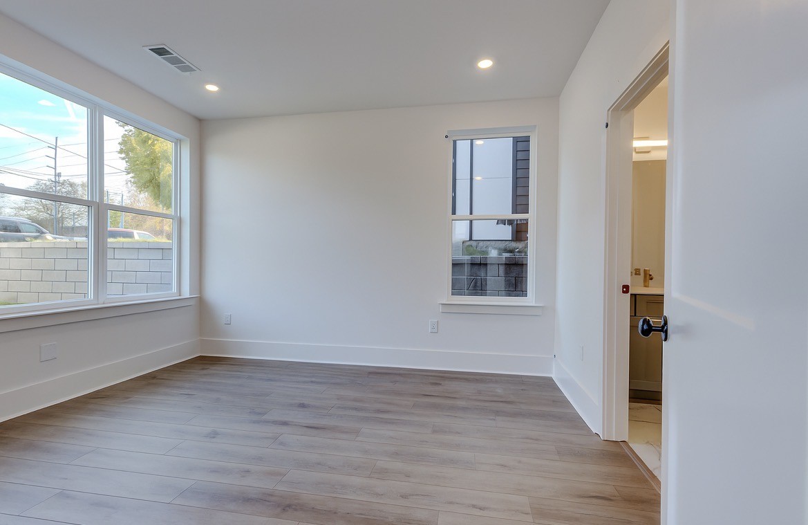 110 Myrtle St Property Photo 18