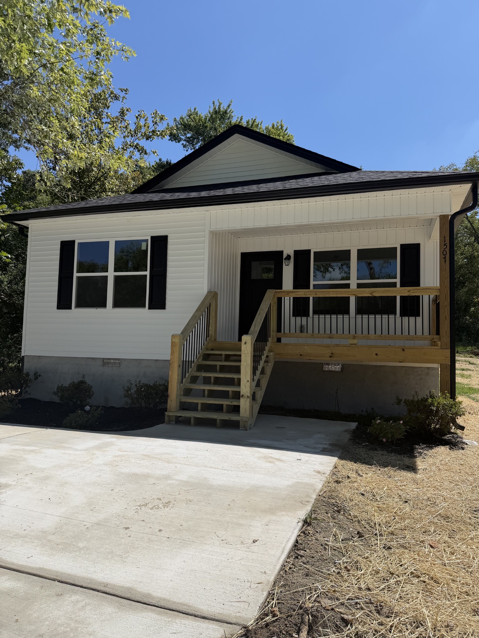 1507 Elrod St, Se Property Photo 1