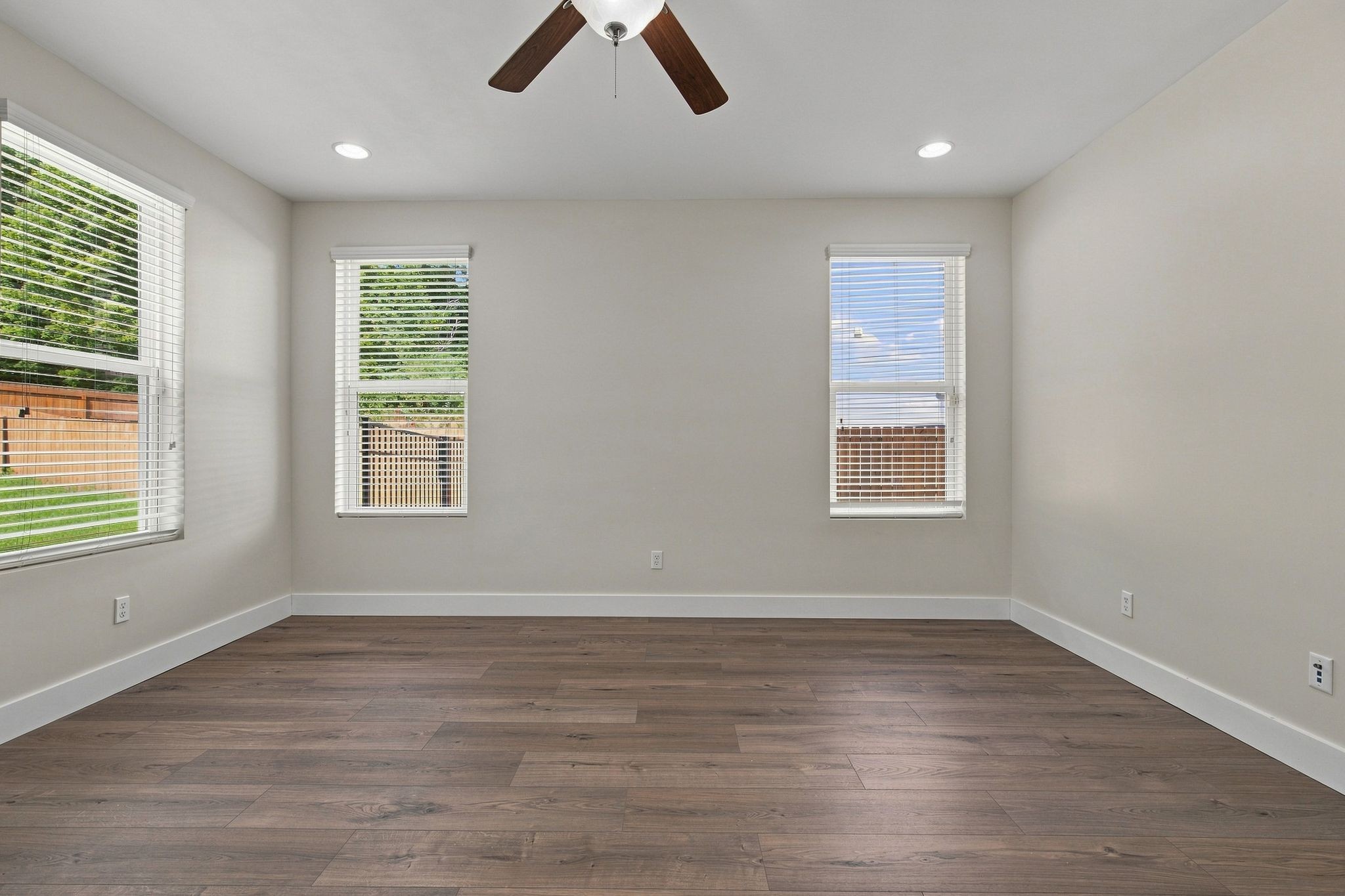 2160 Hickory Brook Dr Property Photo 16