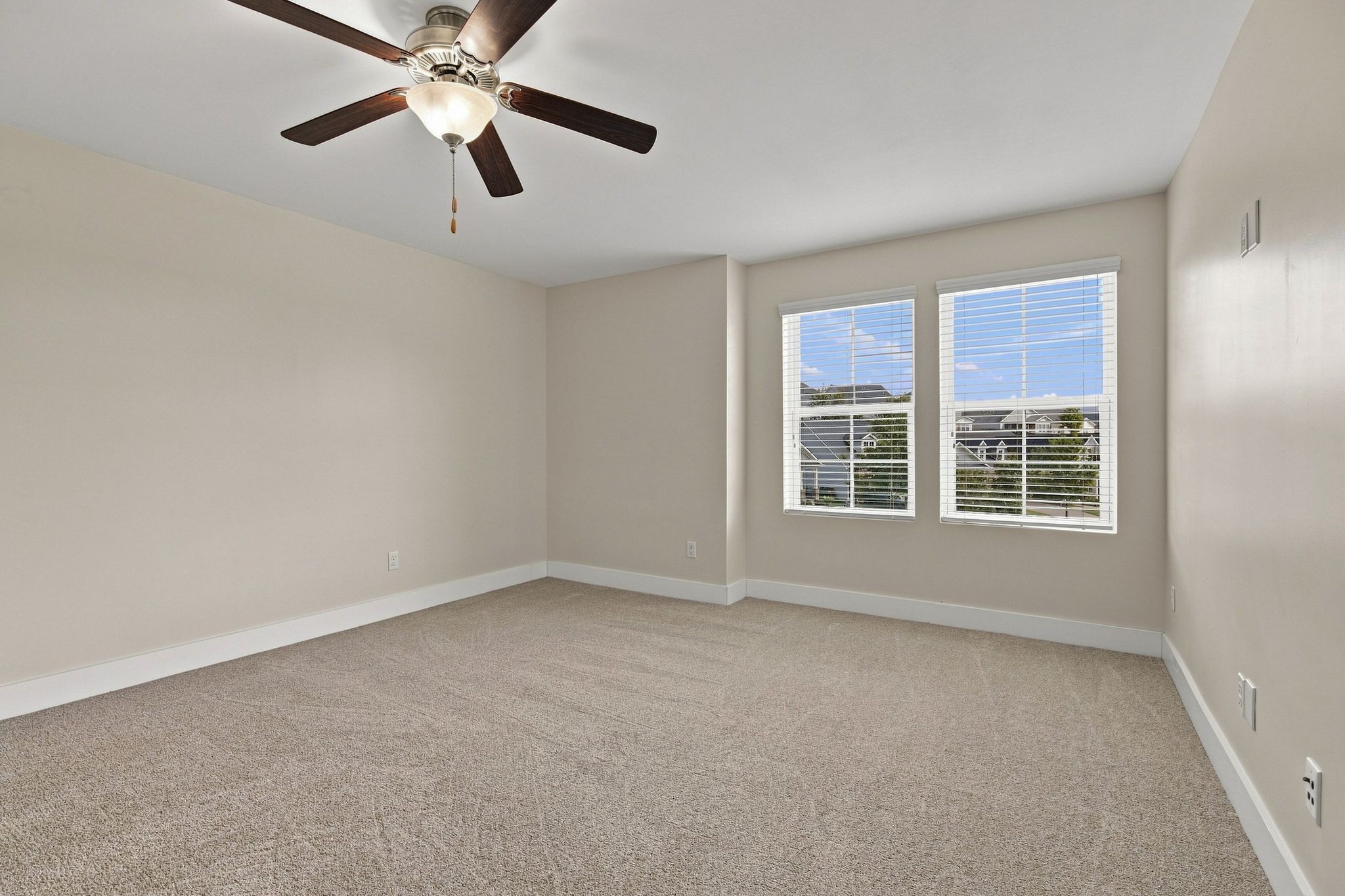 2160 Hickory Brook Dr Property Photo 24