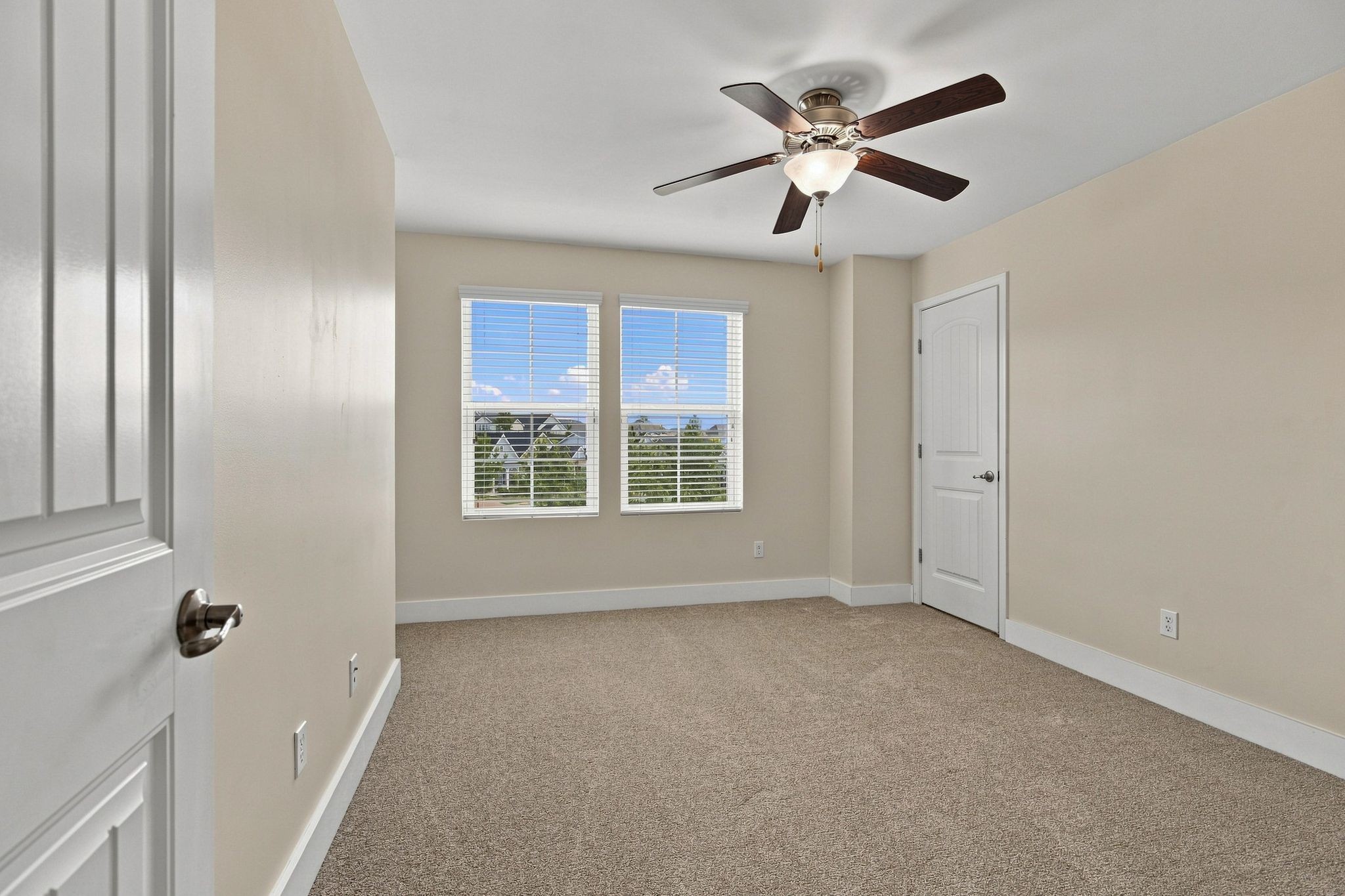 2160 Hickory Brook Dr Property Photo 28