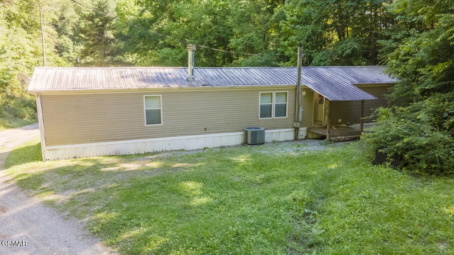 463 Lovers Lane Property Photo 13