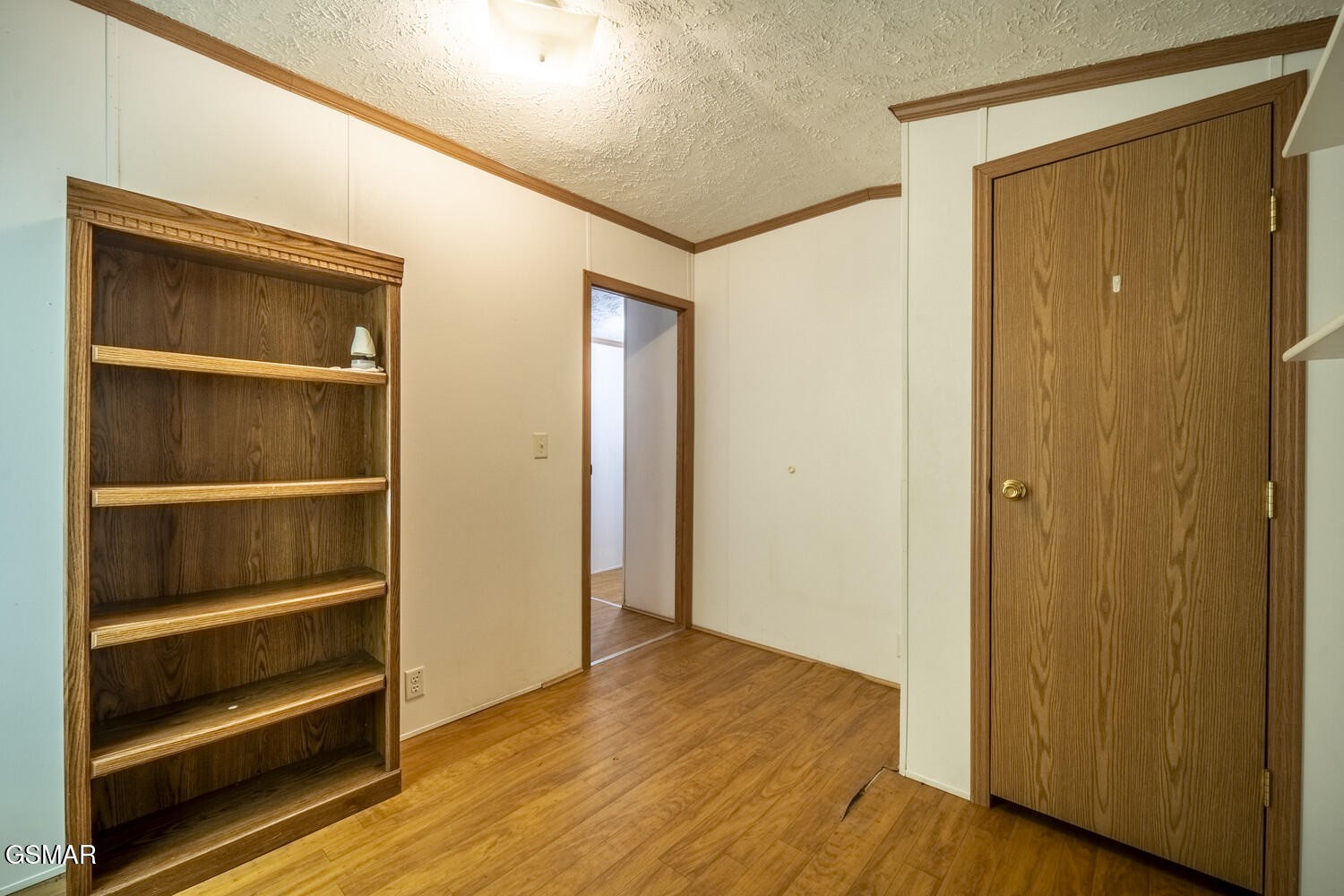 463 Lovers Lane Property Photo 29