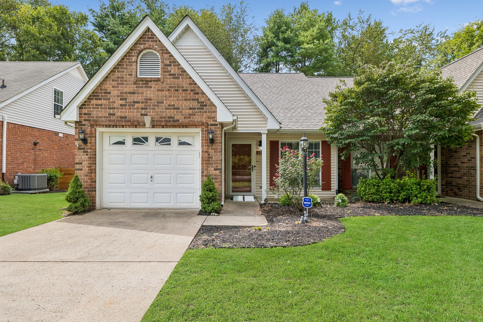 610 Messick Ct Property Photo 1