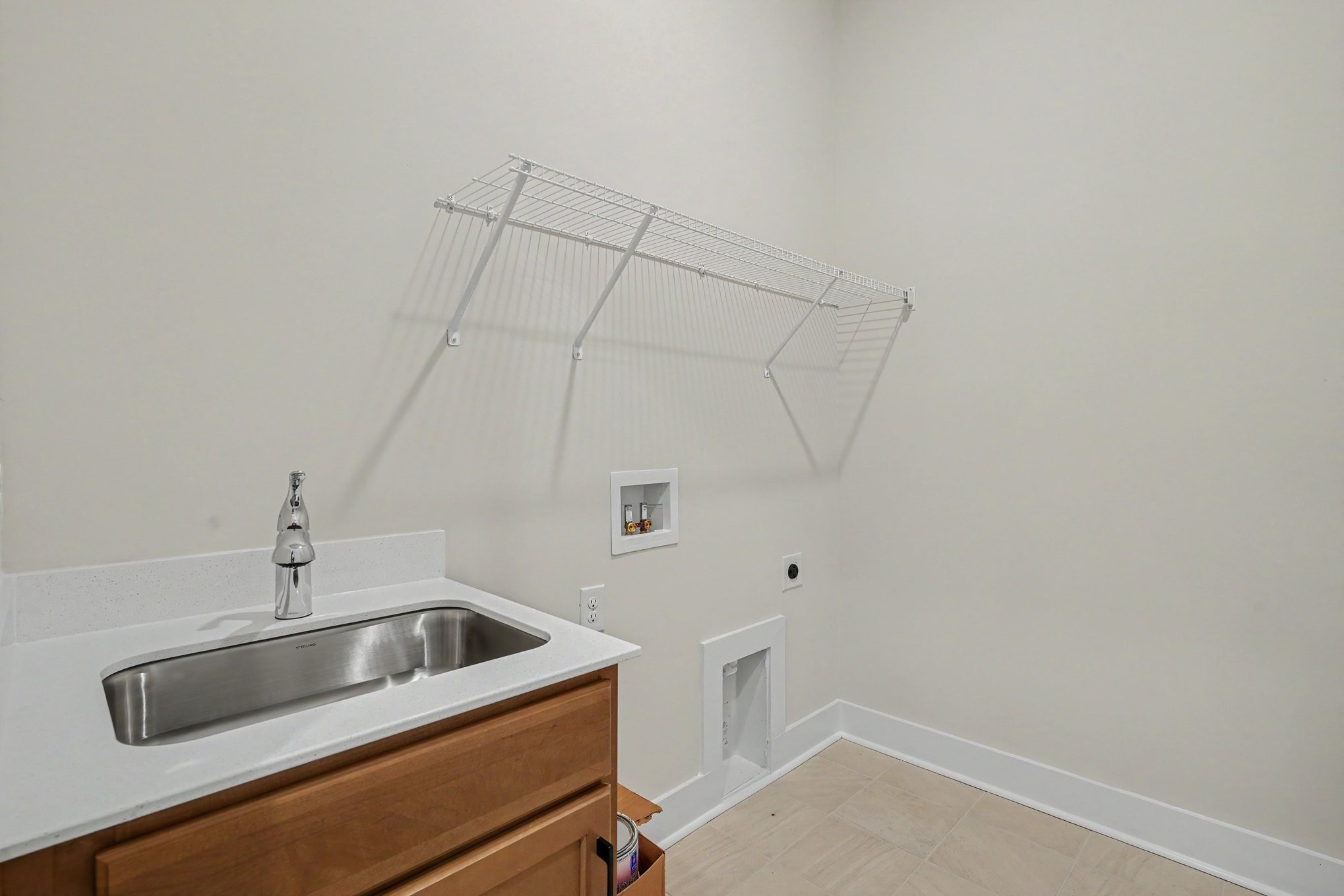2911 Chetco Way Property Photo 39