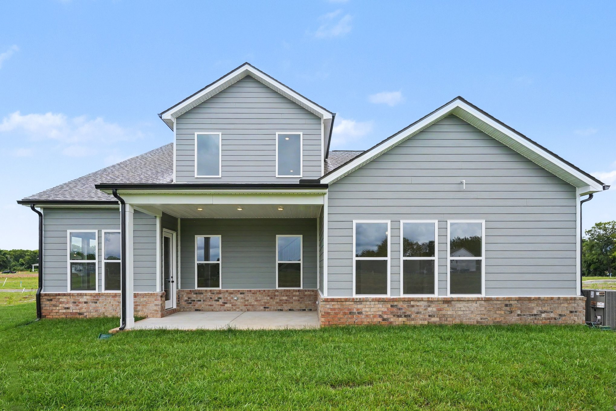 2911 Chetco Way Property Photo 42