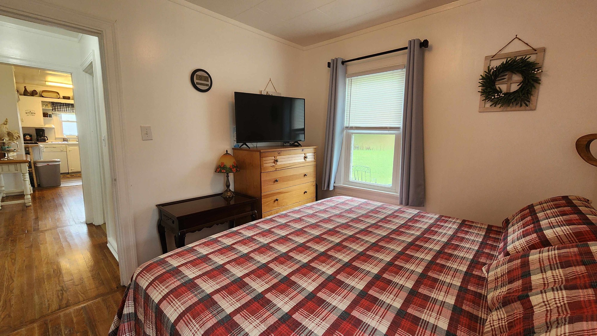 127 Washington St Property Photo 6