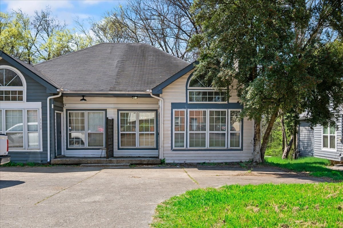 1119 Waggoner Ct, W Property Photo 1