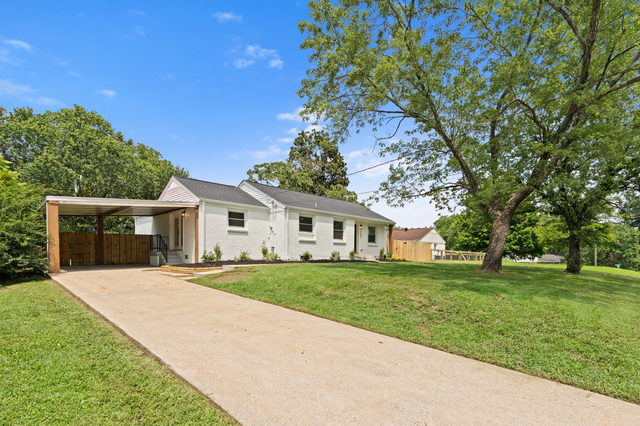 728 Evergreen Trl Property Photo 1