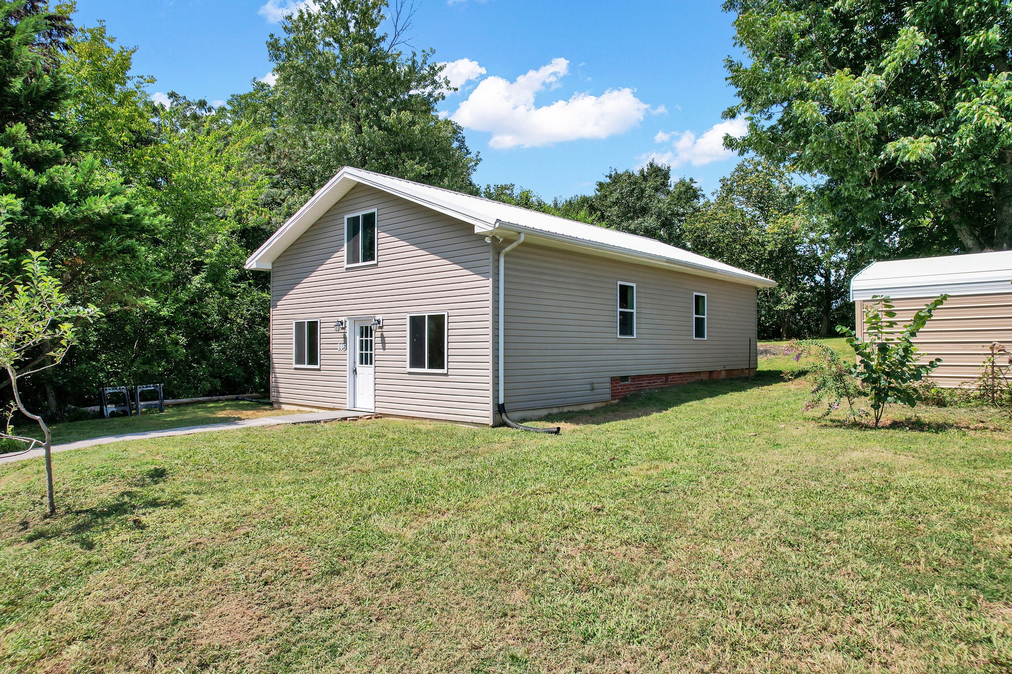 115 County Road 497 Property Photo 1
