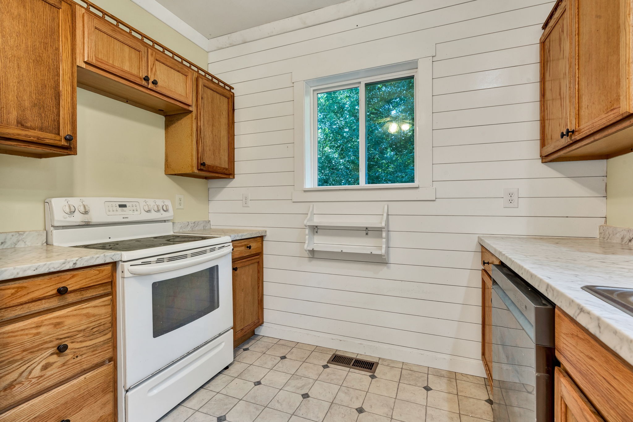 115 County Road 497 Property Photo 10