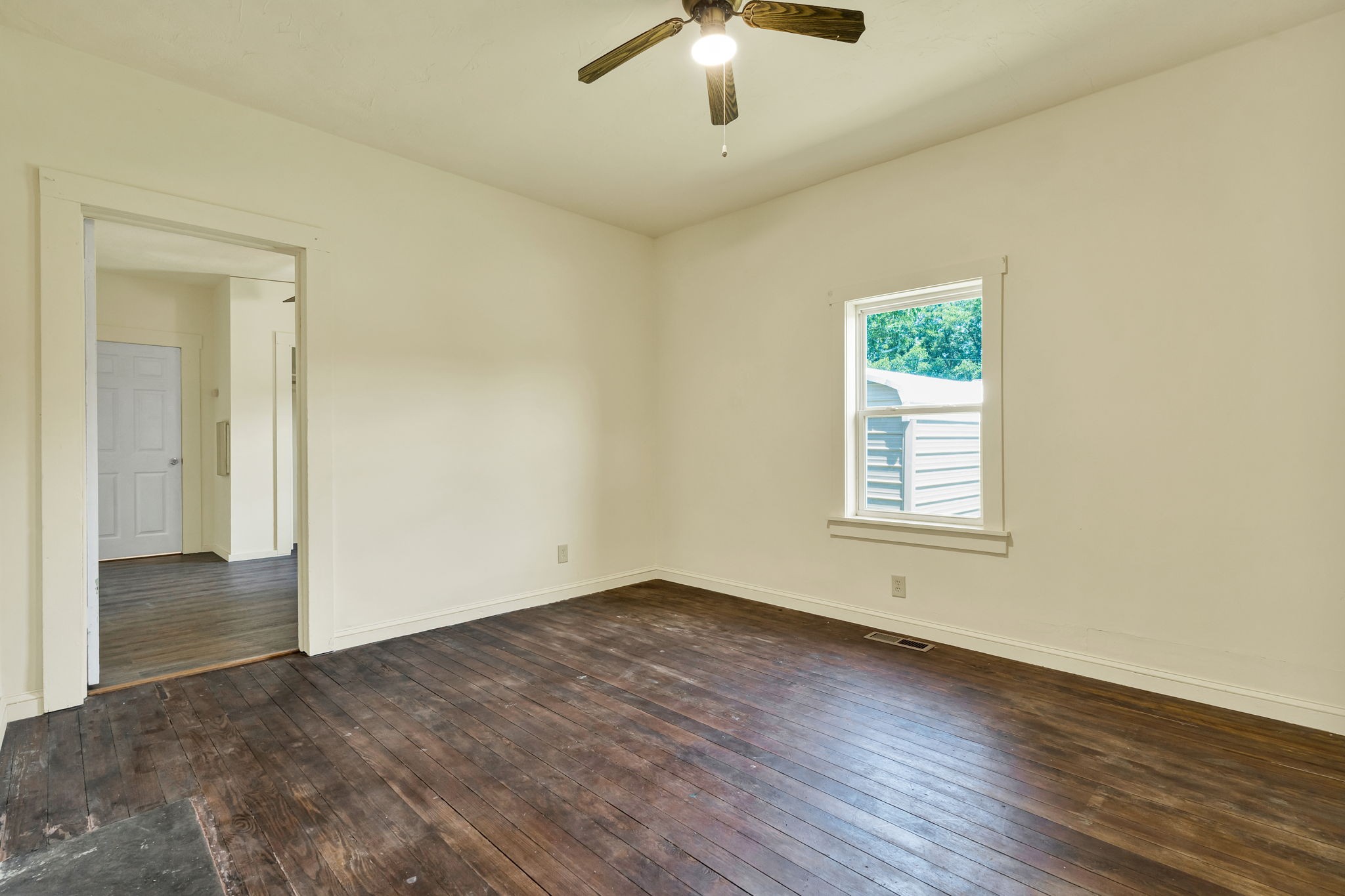 115 County Road 497 Property Photo 14
