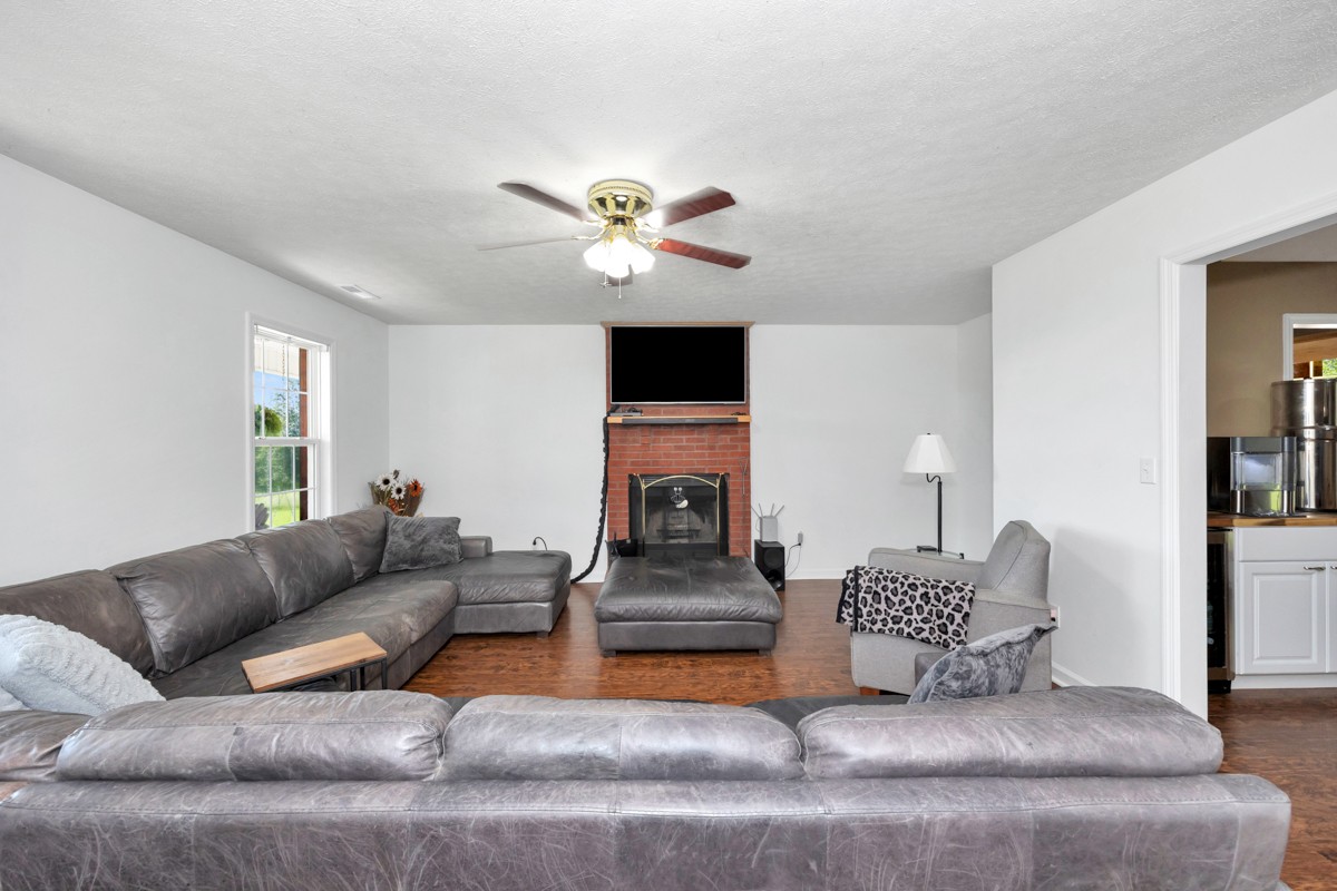 1501 Puncheon Branch Rd Property Photo 6