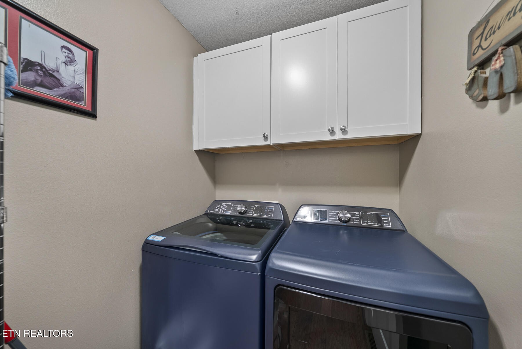 615 Apoka Lane Property Photo 25