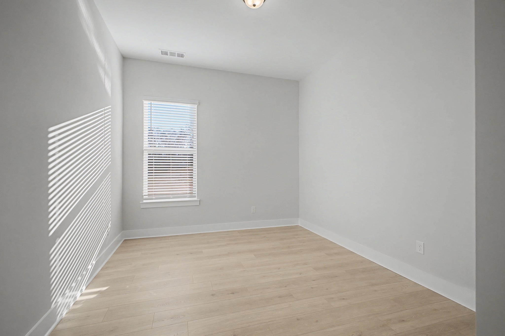 7265 Richvale Drive Property Photo 28