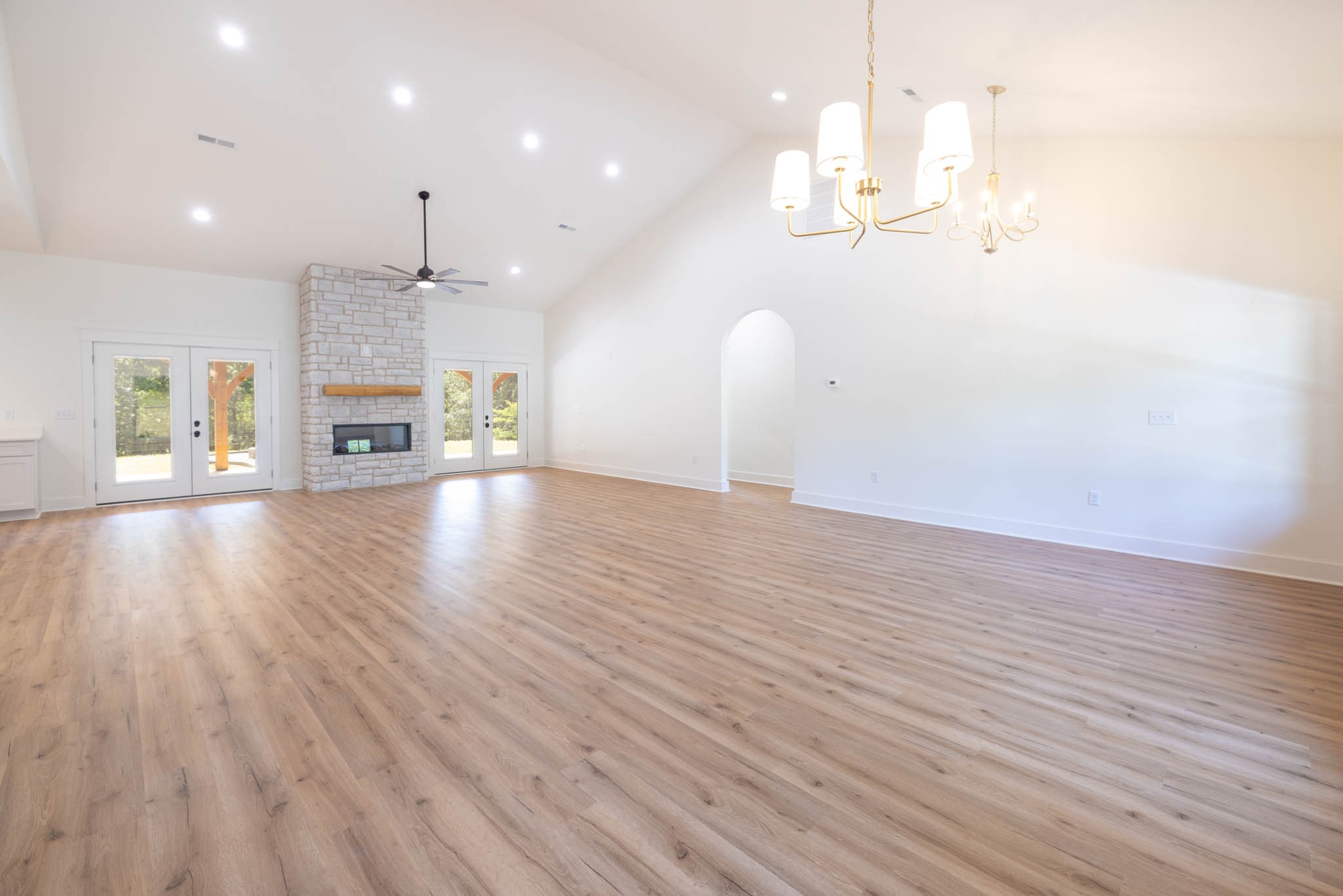 2024 Trace Creek Rd Property Photo 5
