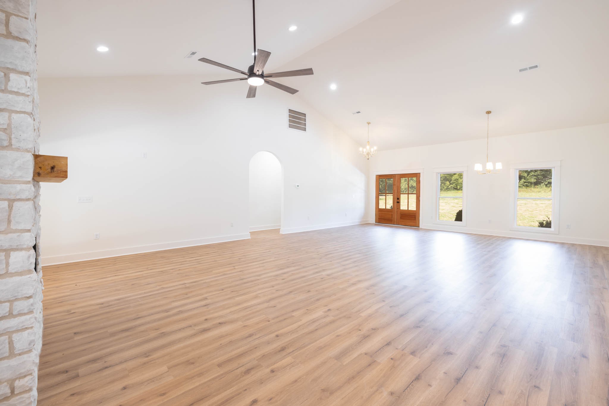 2024 Trace Creek Rd Property Photo 6
