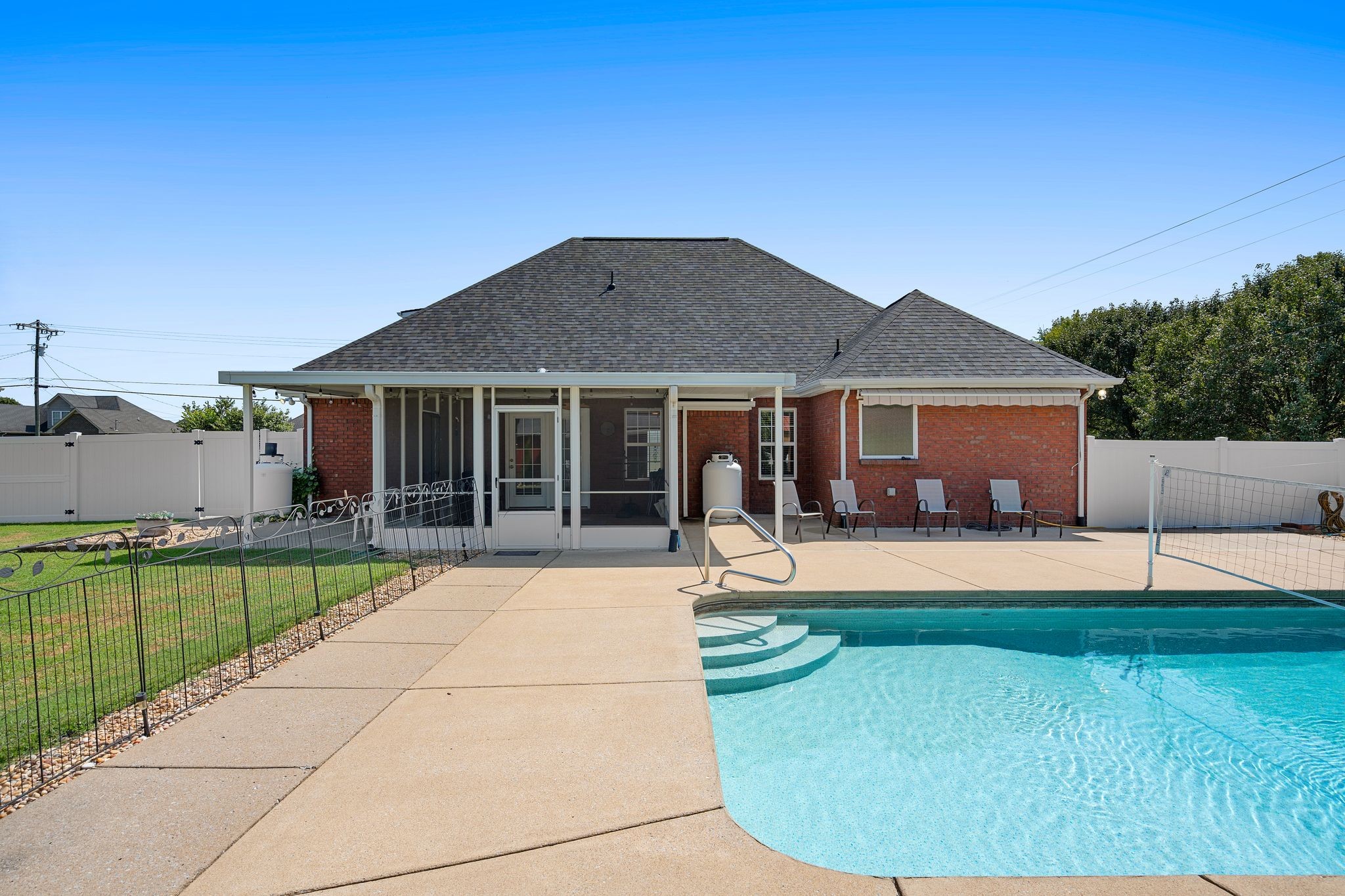 1005 Stratus Dr Property Photo 43