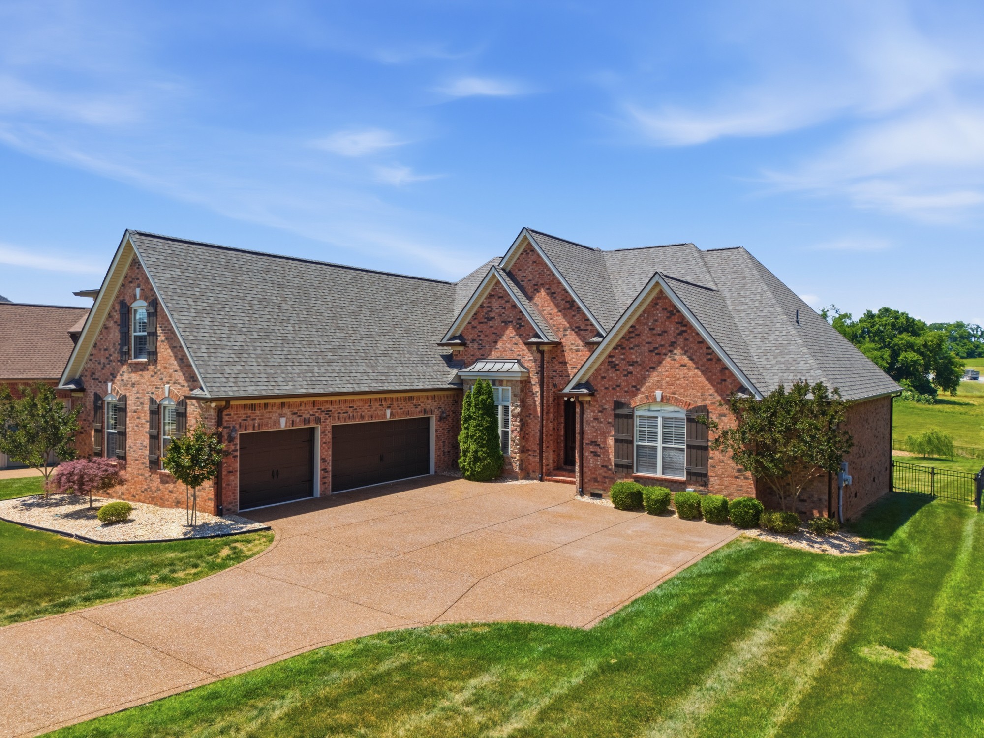2146 Gorden Xing Property Photo 1