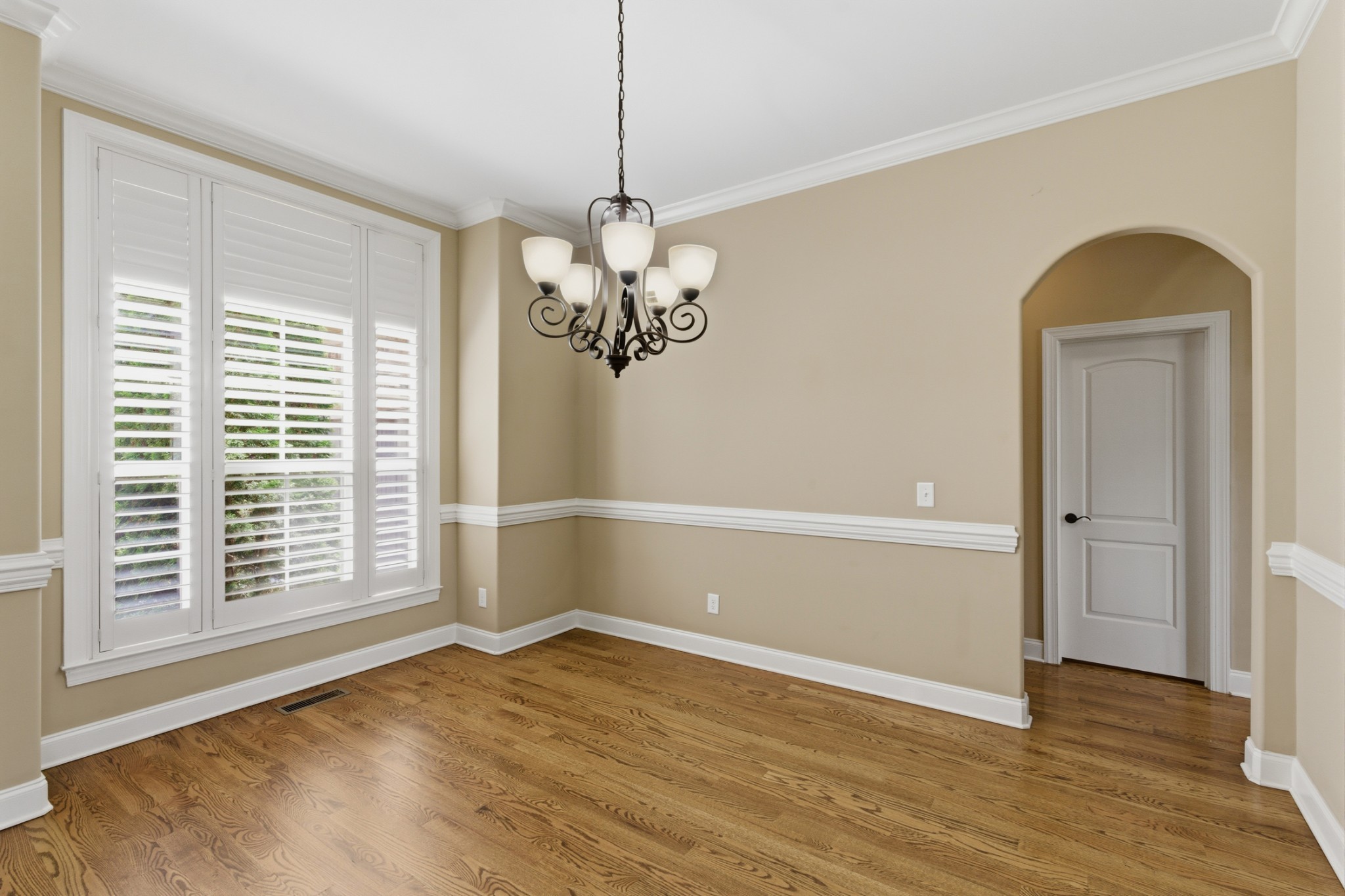 2146 Gorden Xing Property Photo 9