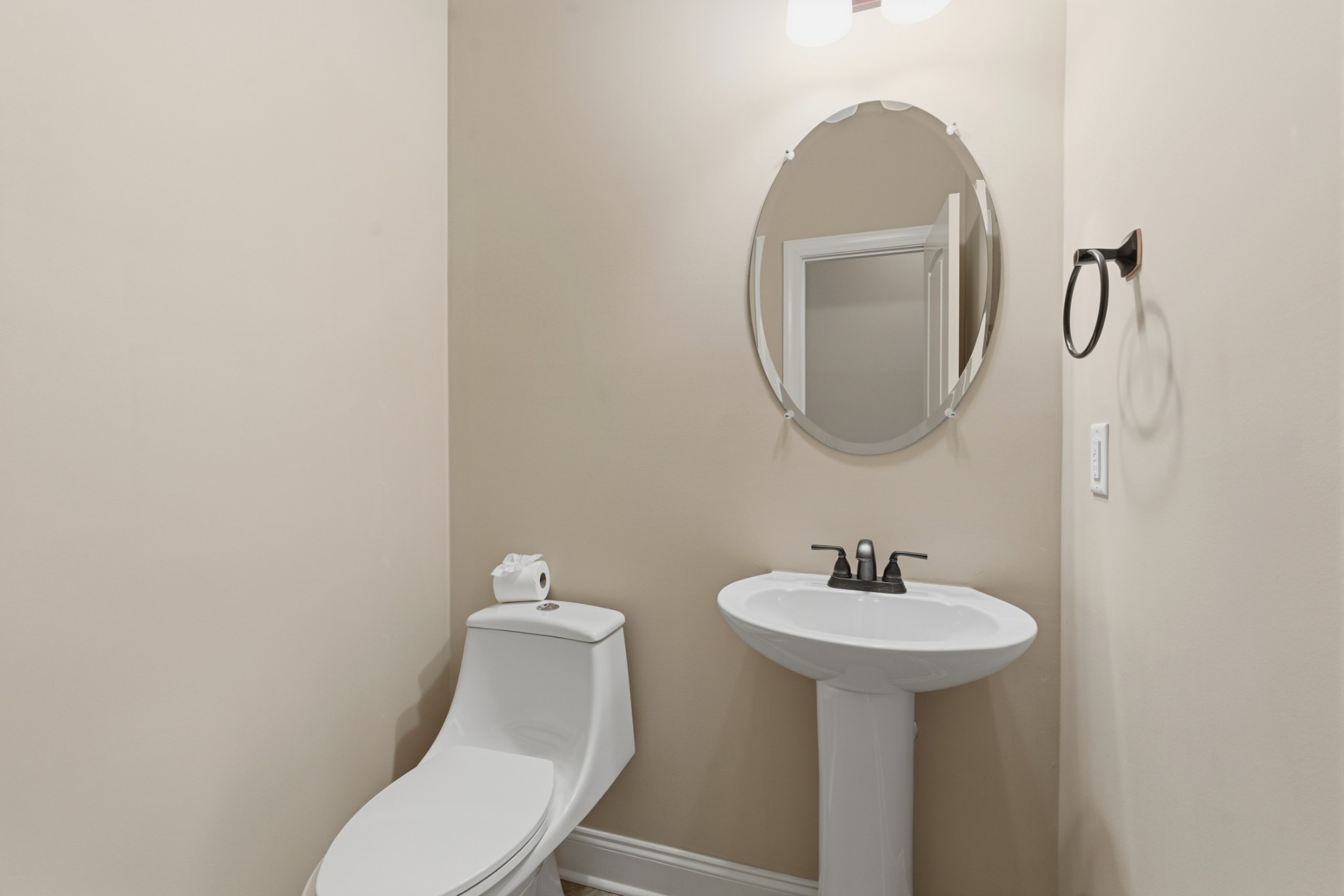 2146 Gorden Xing Property Photo 19