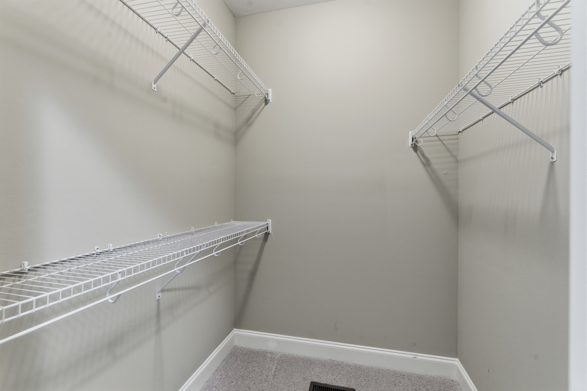 2146 Gorden Xing Property Photo 26