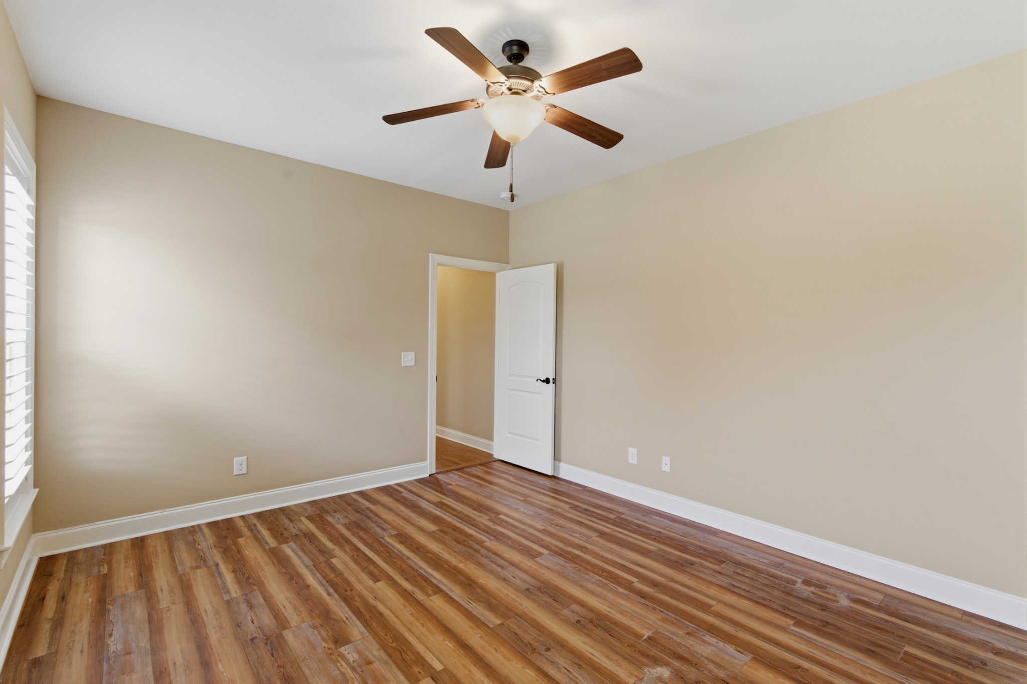 2146 Gorden Xing Property Photo 40