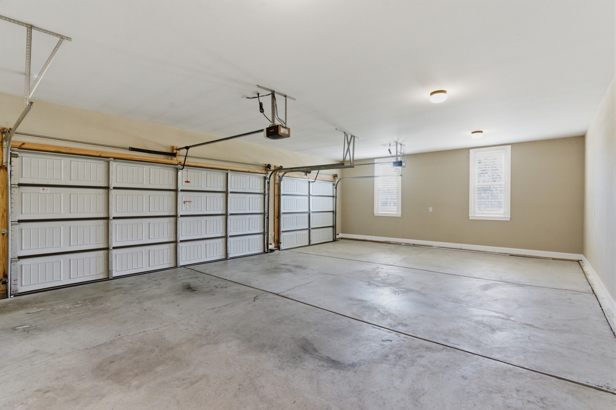 2146 Gorden Xing Property Photo 44