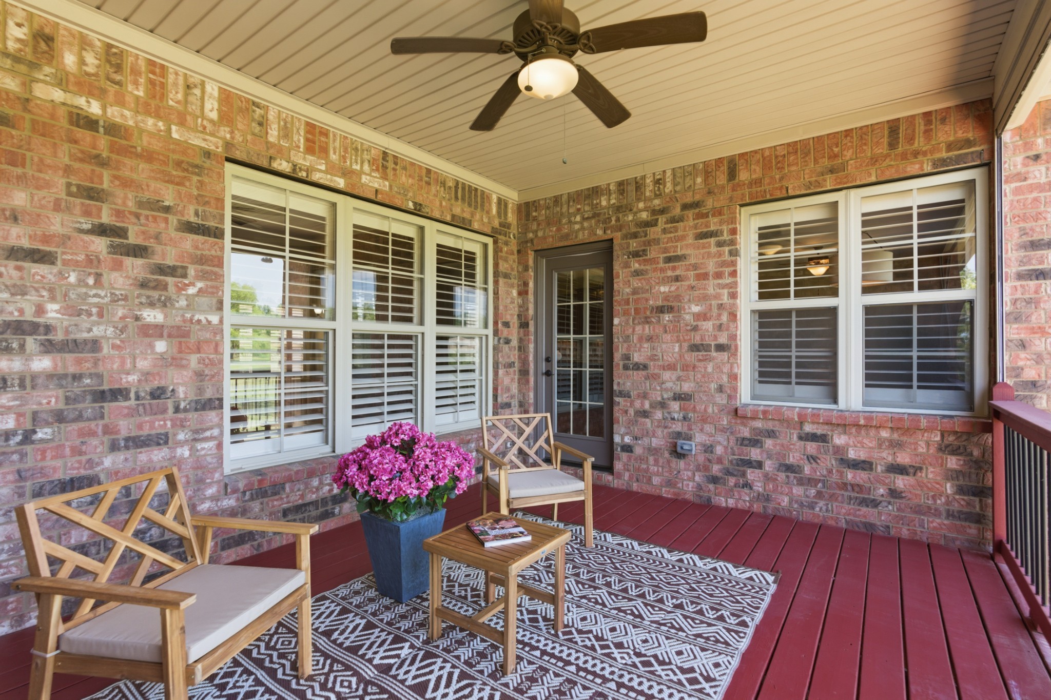2146 Gorden Xing Property Photo 47