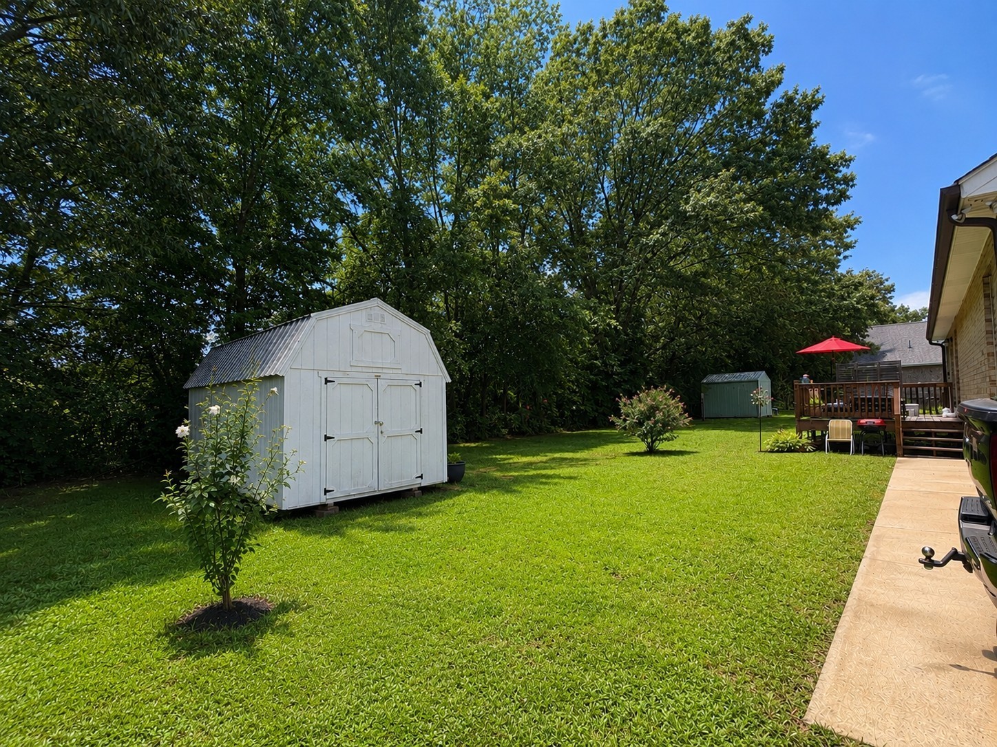 656 Kendra Dr Property Photo 4