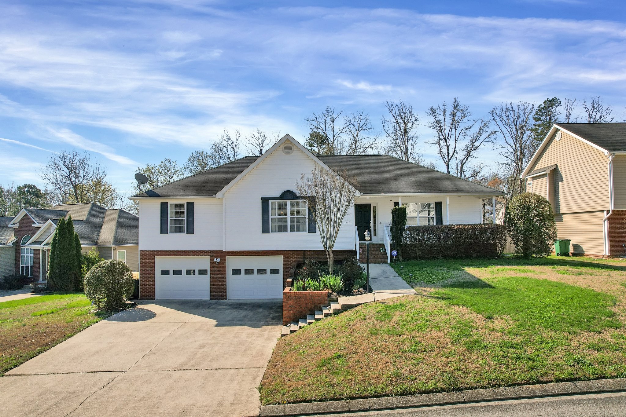 6082 Wardwell Dr Property Photo 1