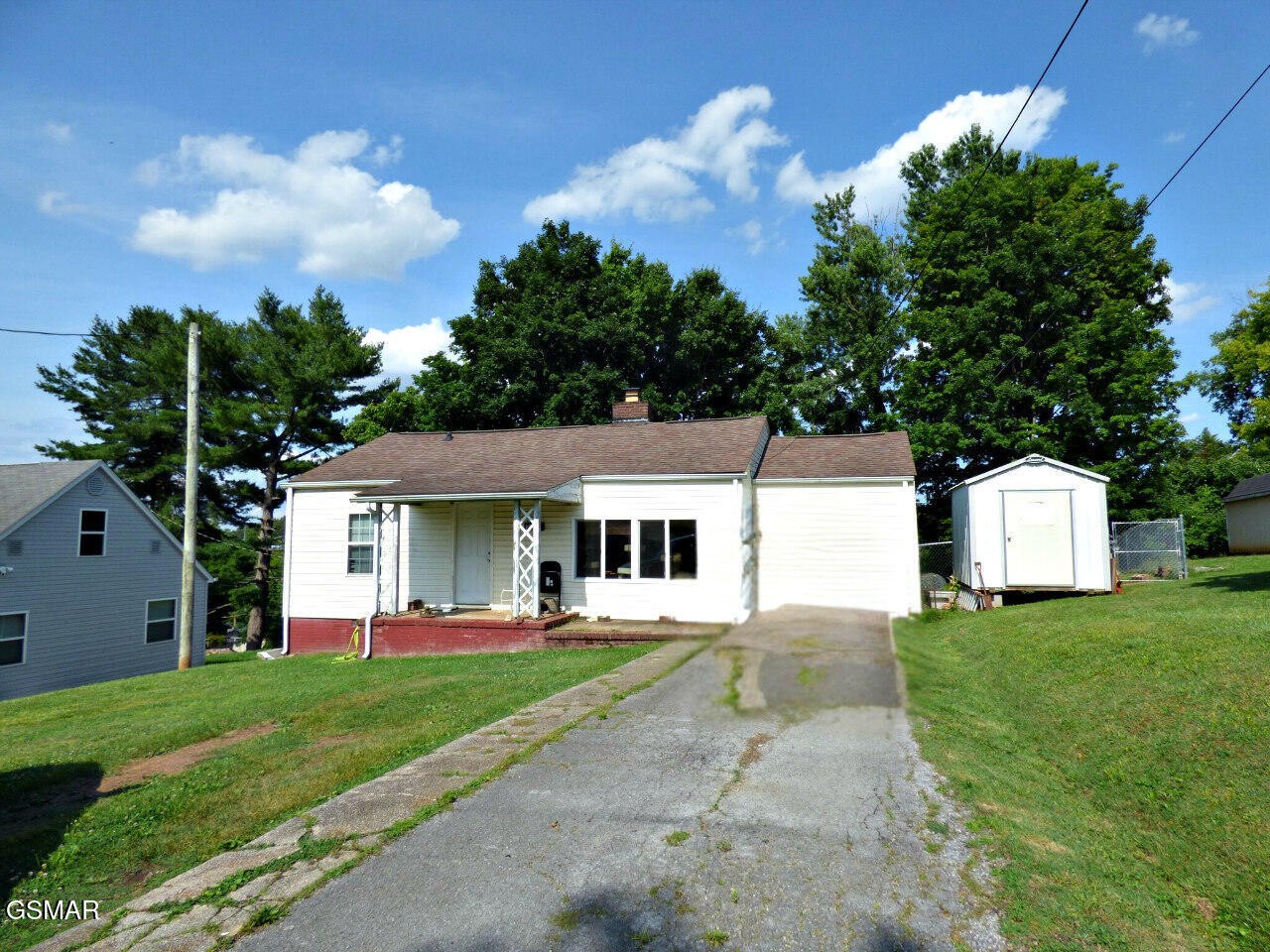 2114 Eastview Avenue Property Photo 1