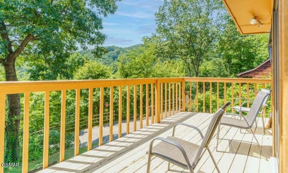 2033 Luzerne Drive Property Photo 14