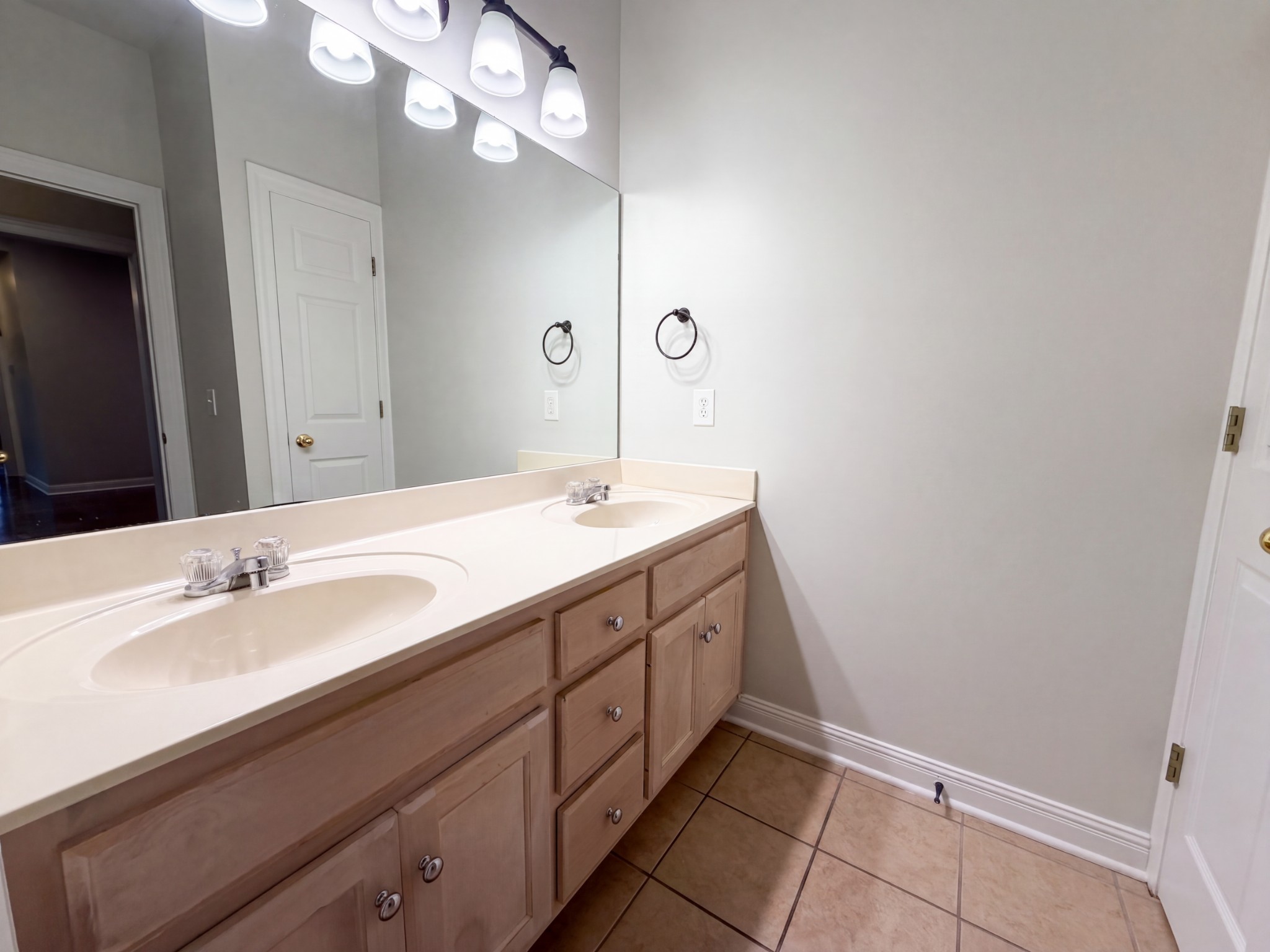 101 Wyncrest Commons Ct Property Photo 14